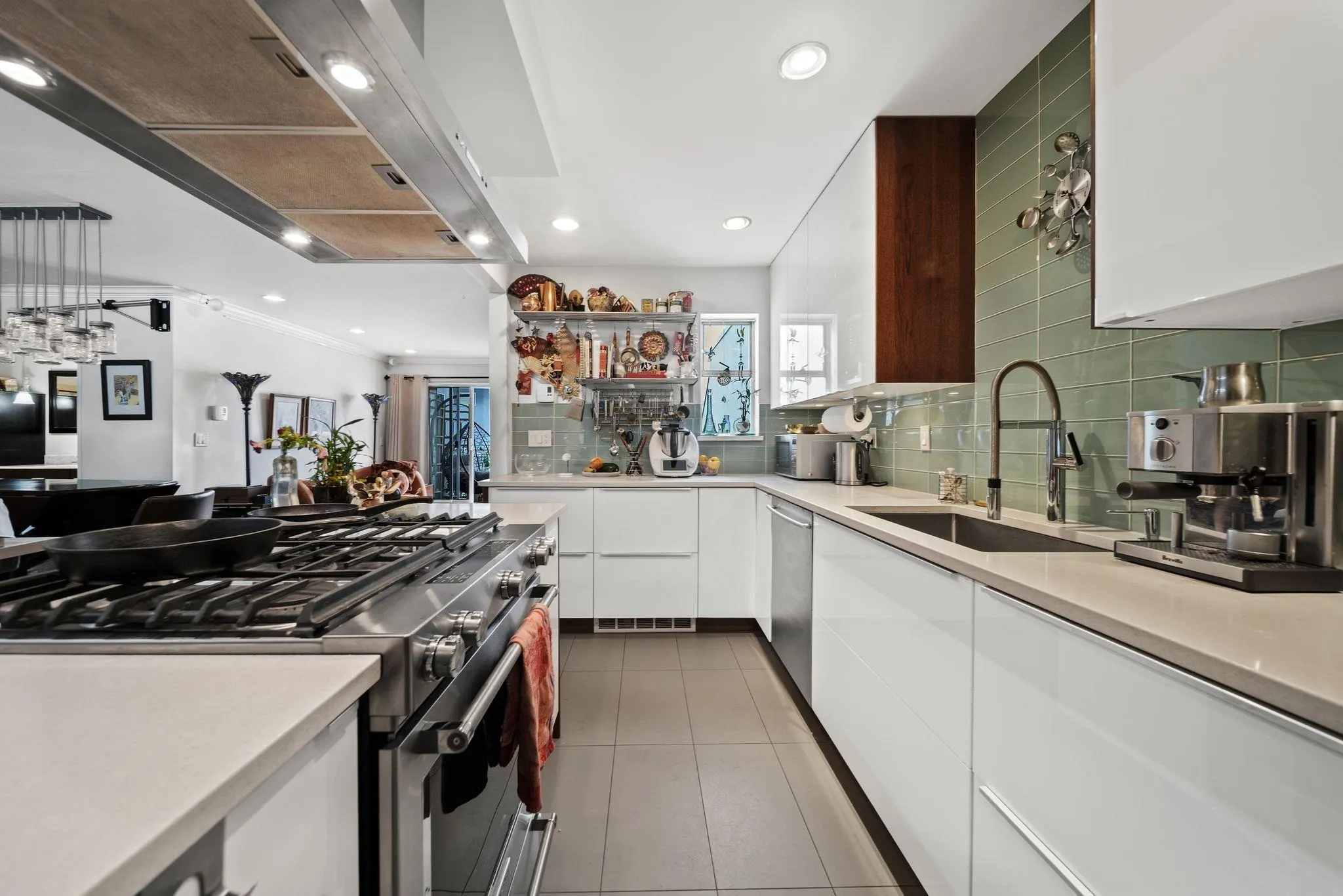 1234 W 7th Avenue #6