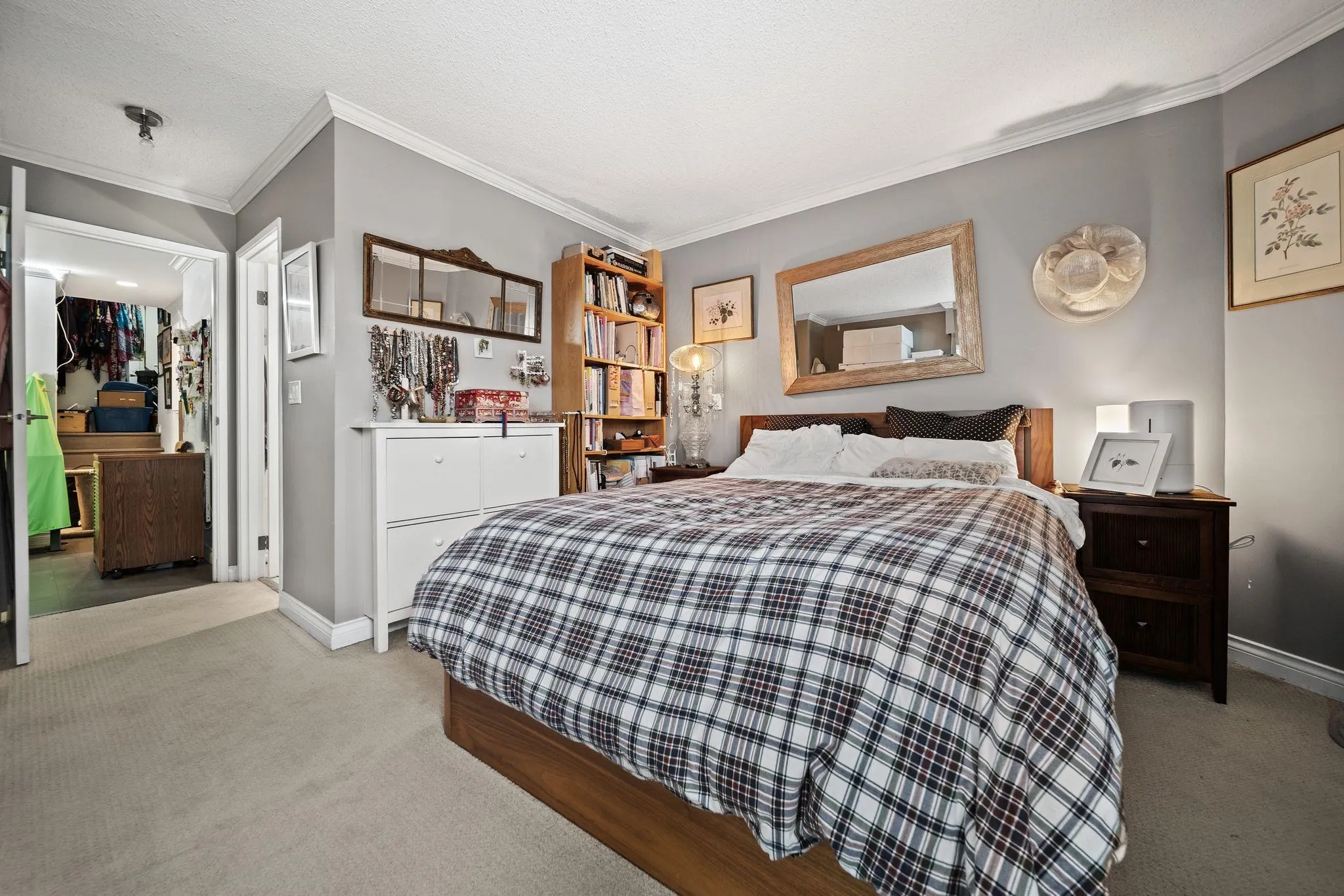 1234 W 7th Avenue #6