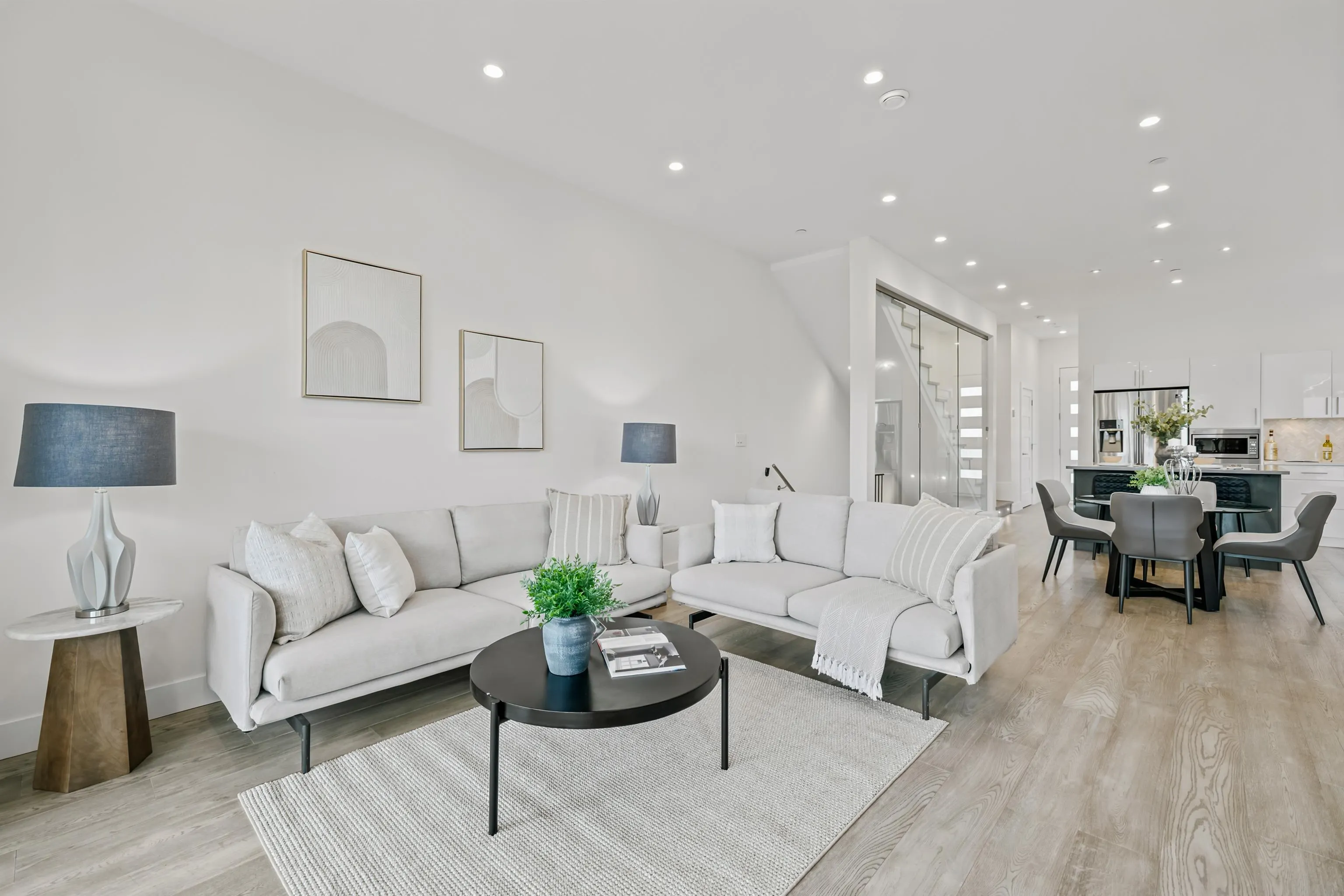 409 W Keith Road