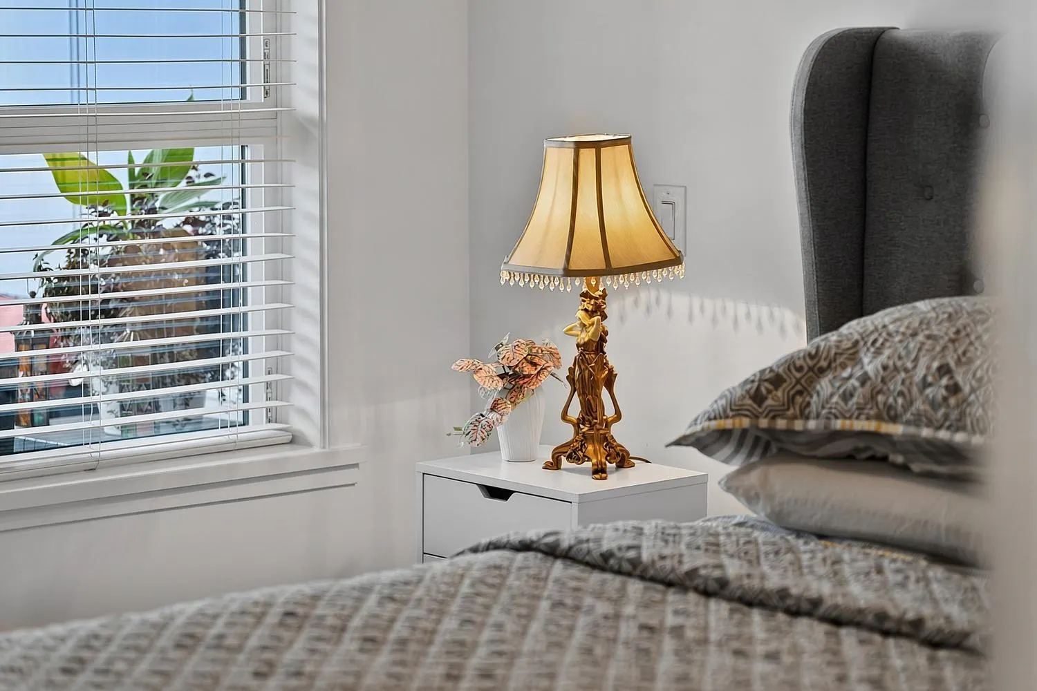 22315 122 Avenue #402