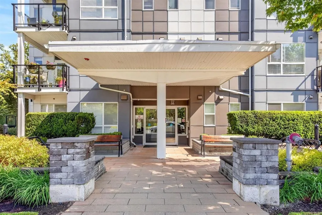 22315 122 Avenue #402