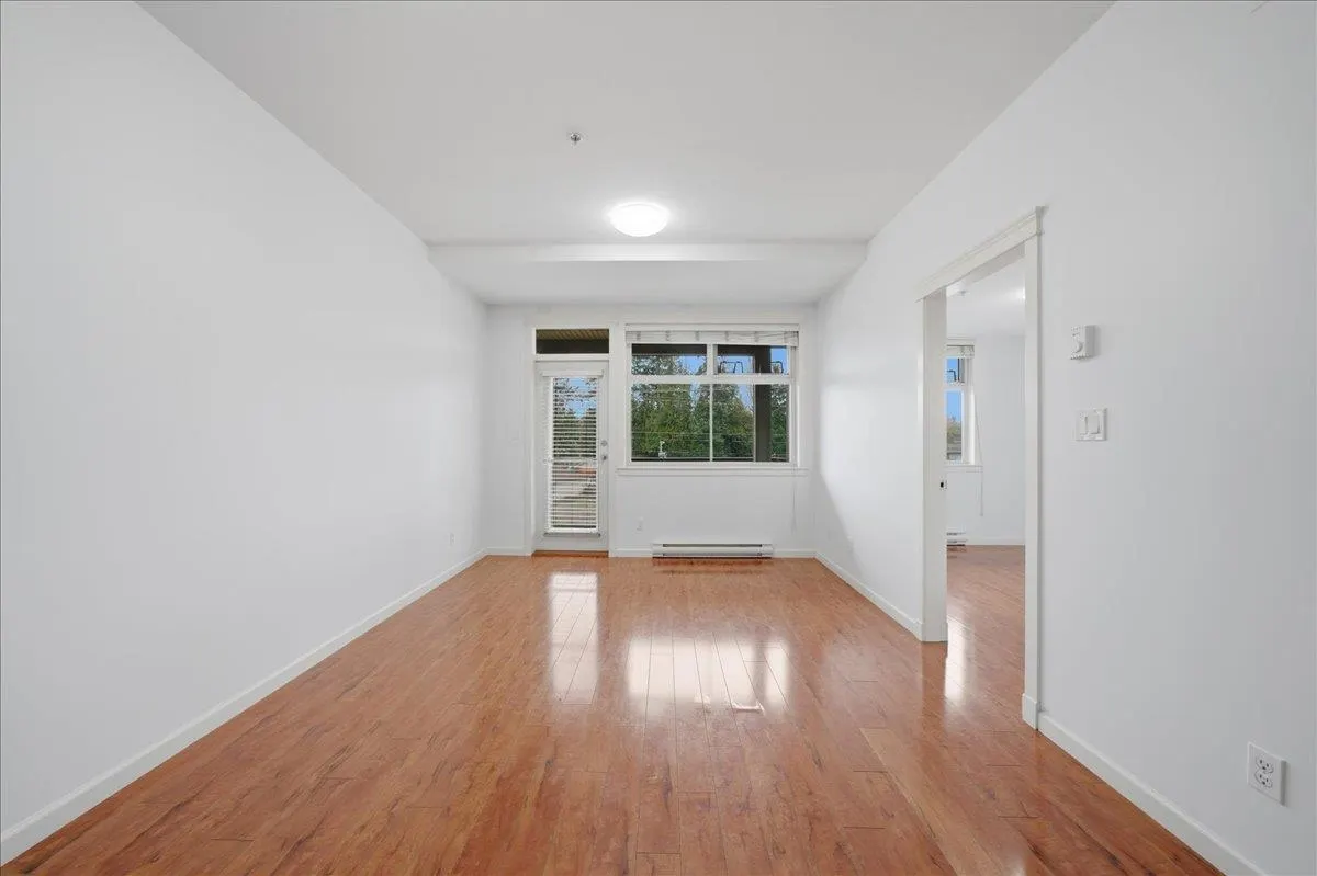 22858 Lougheed Highway #307