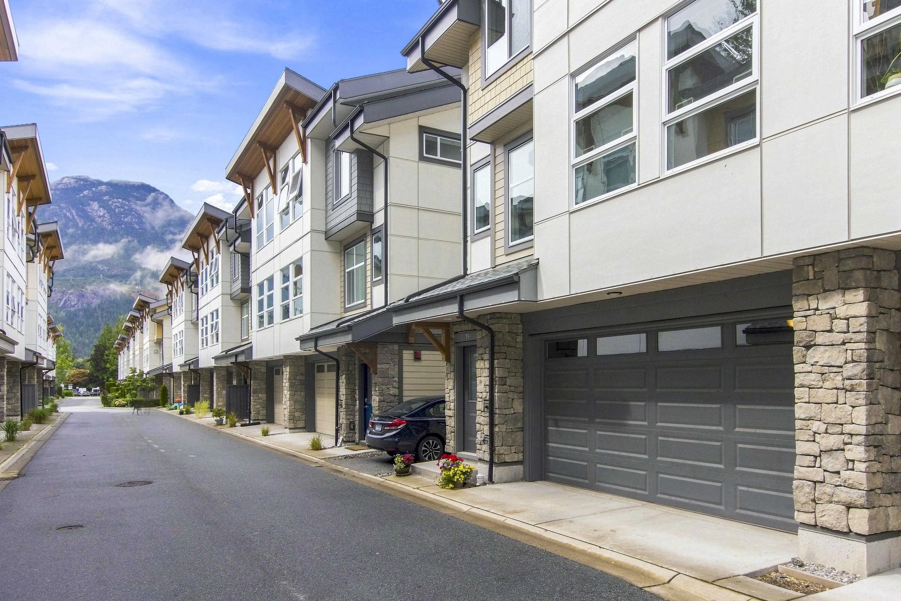 39548 Loggers Lane #19