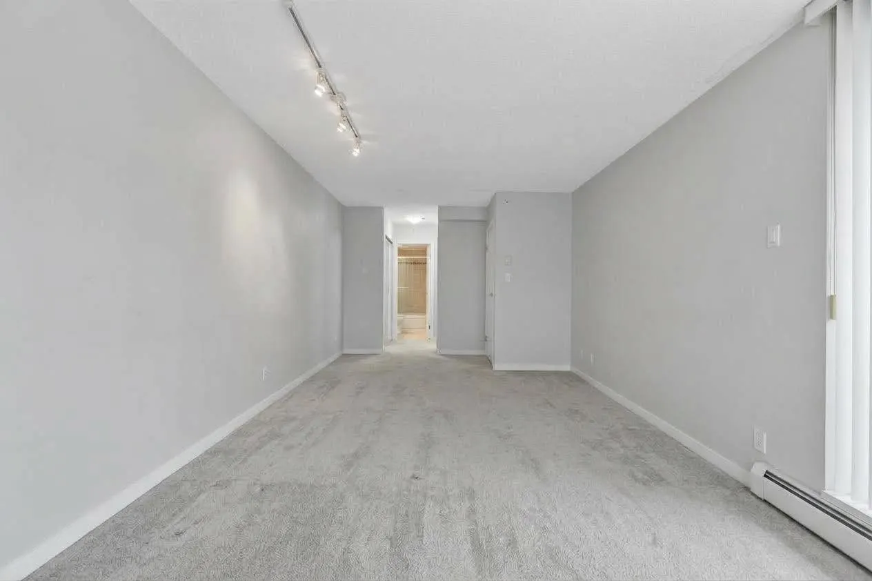 1288 Marinaside Crescent #TH108