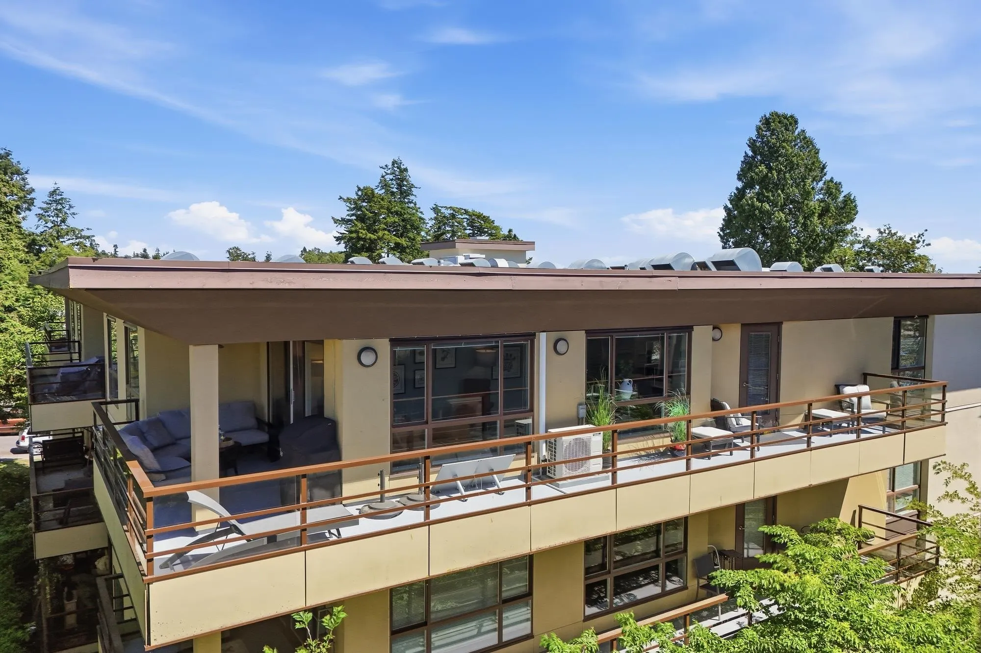 15747 Marine Drive #303