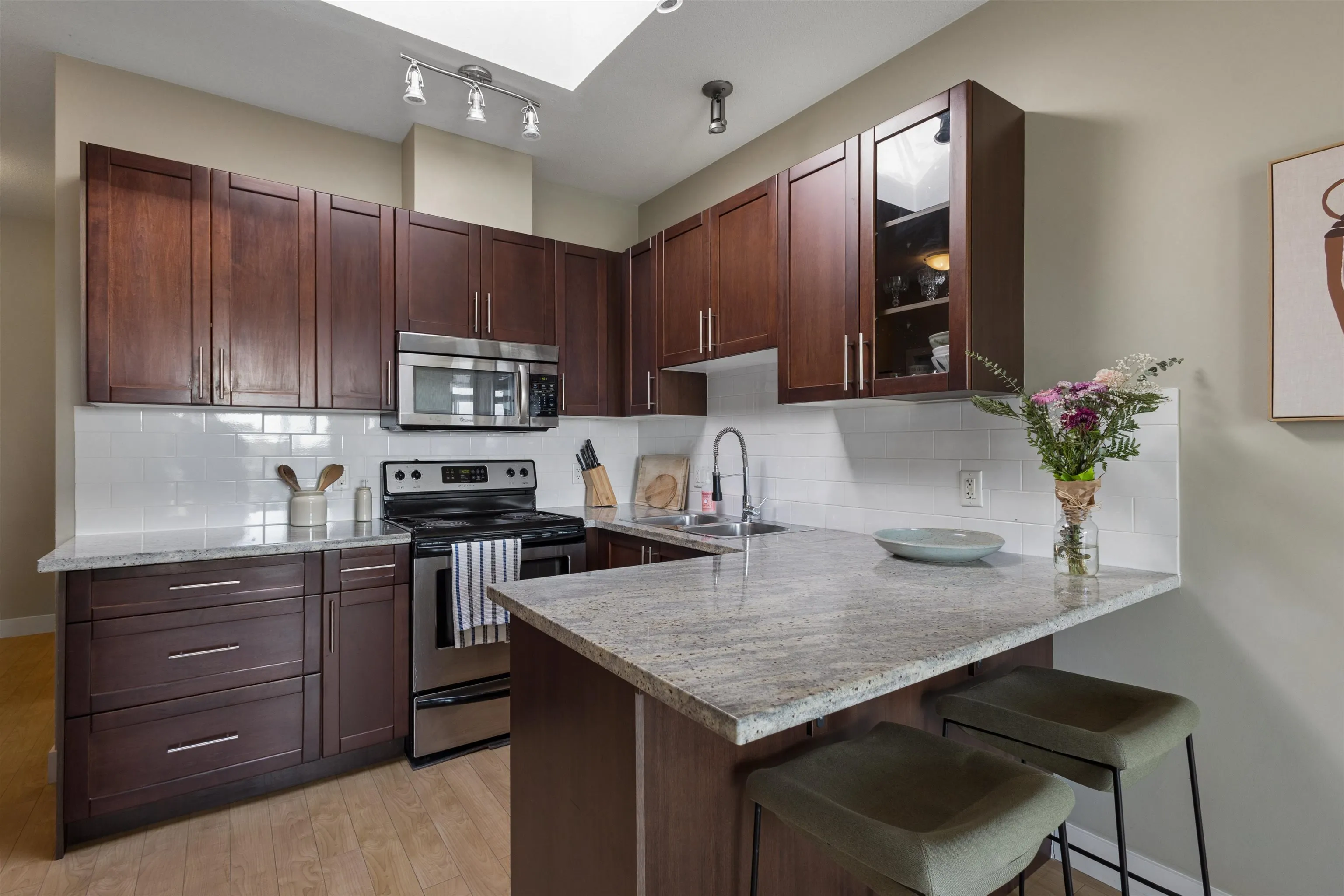 688 E 17th Avenue #PH9