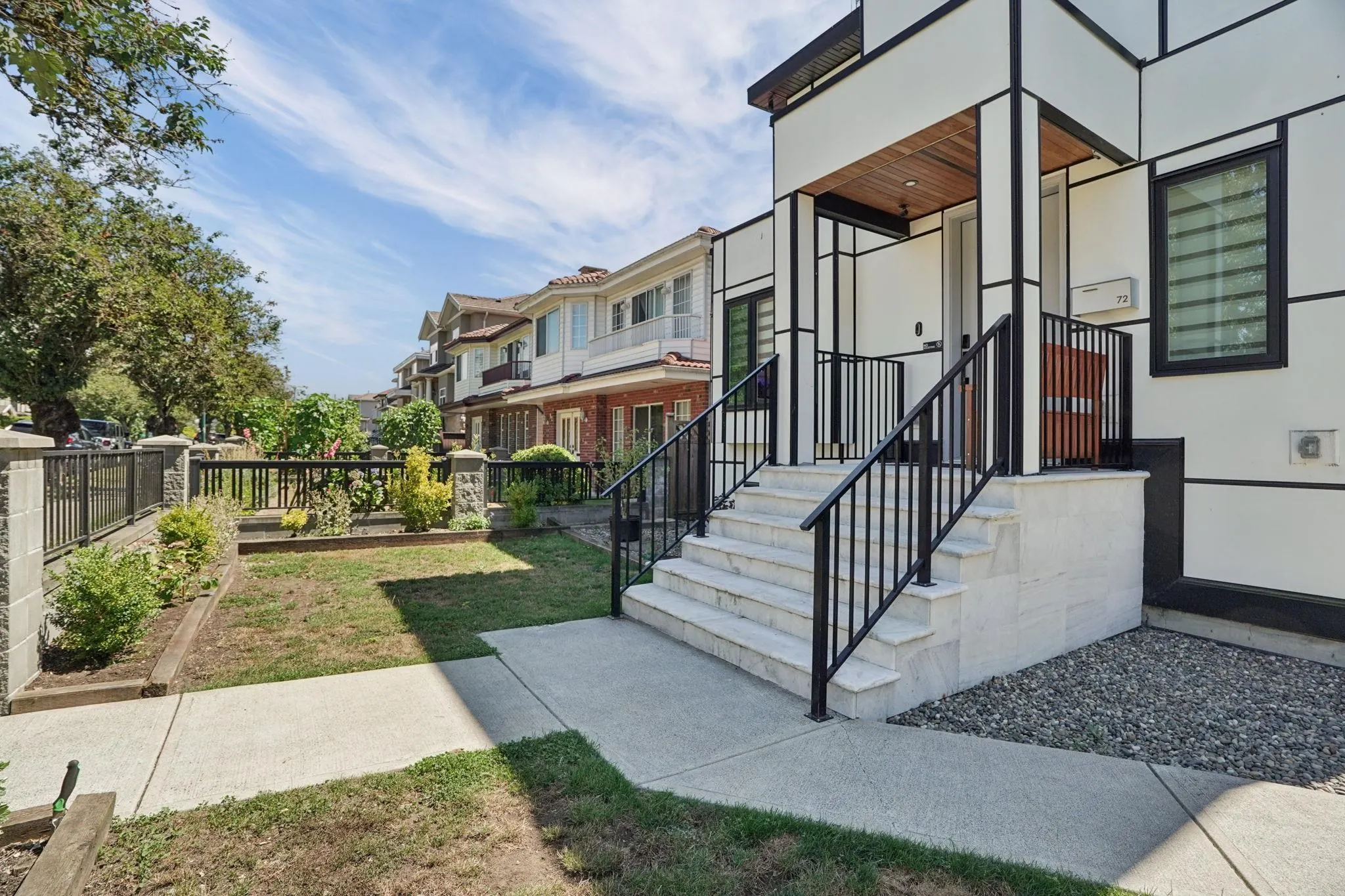 72 E 57th Avenue