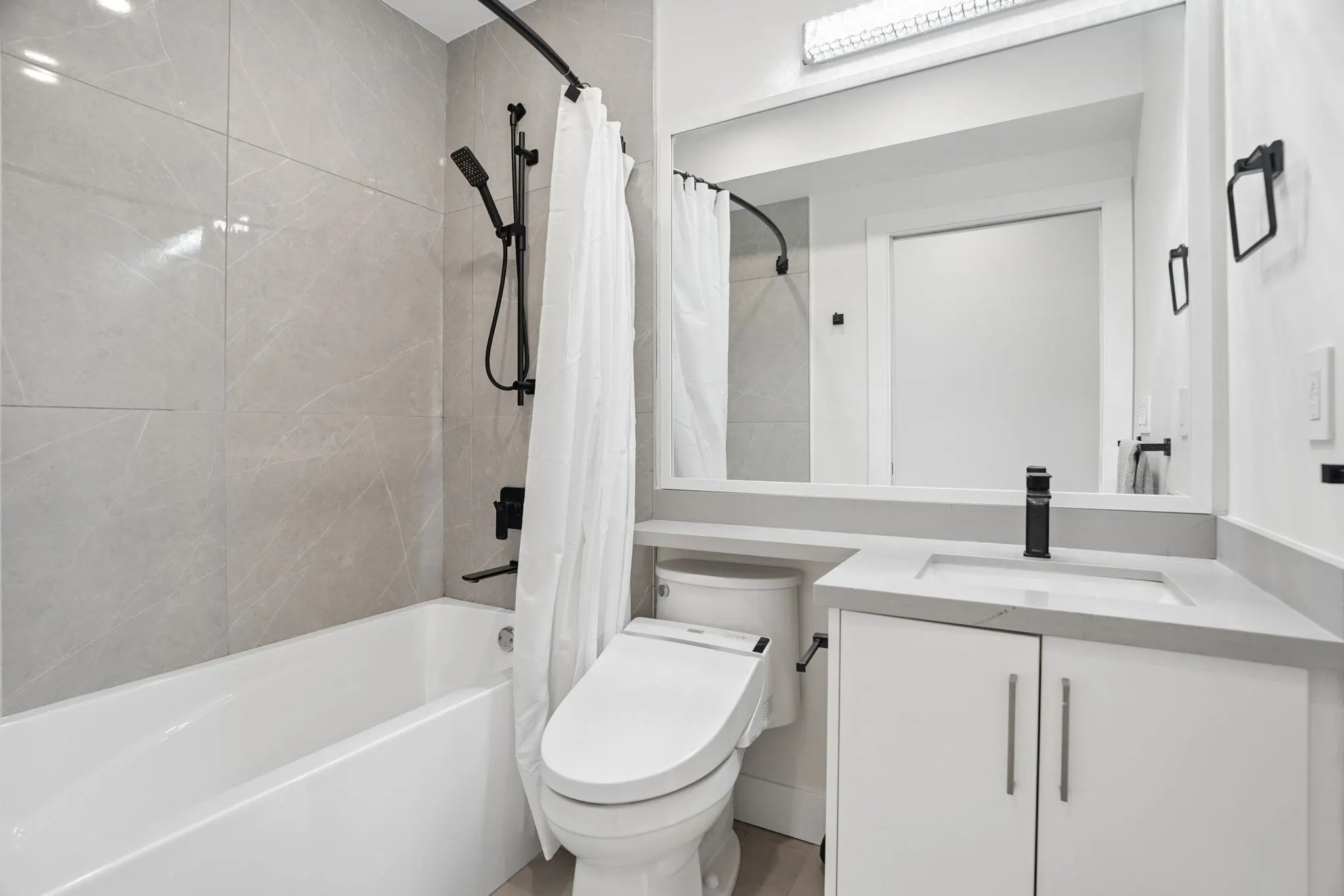 72 E 57th Avenue