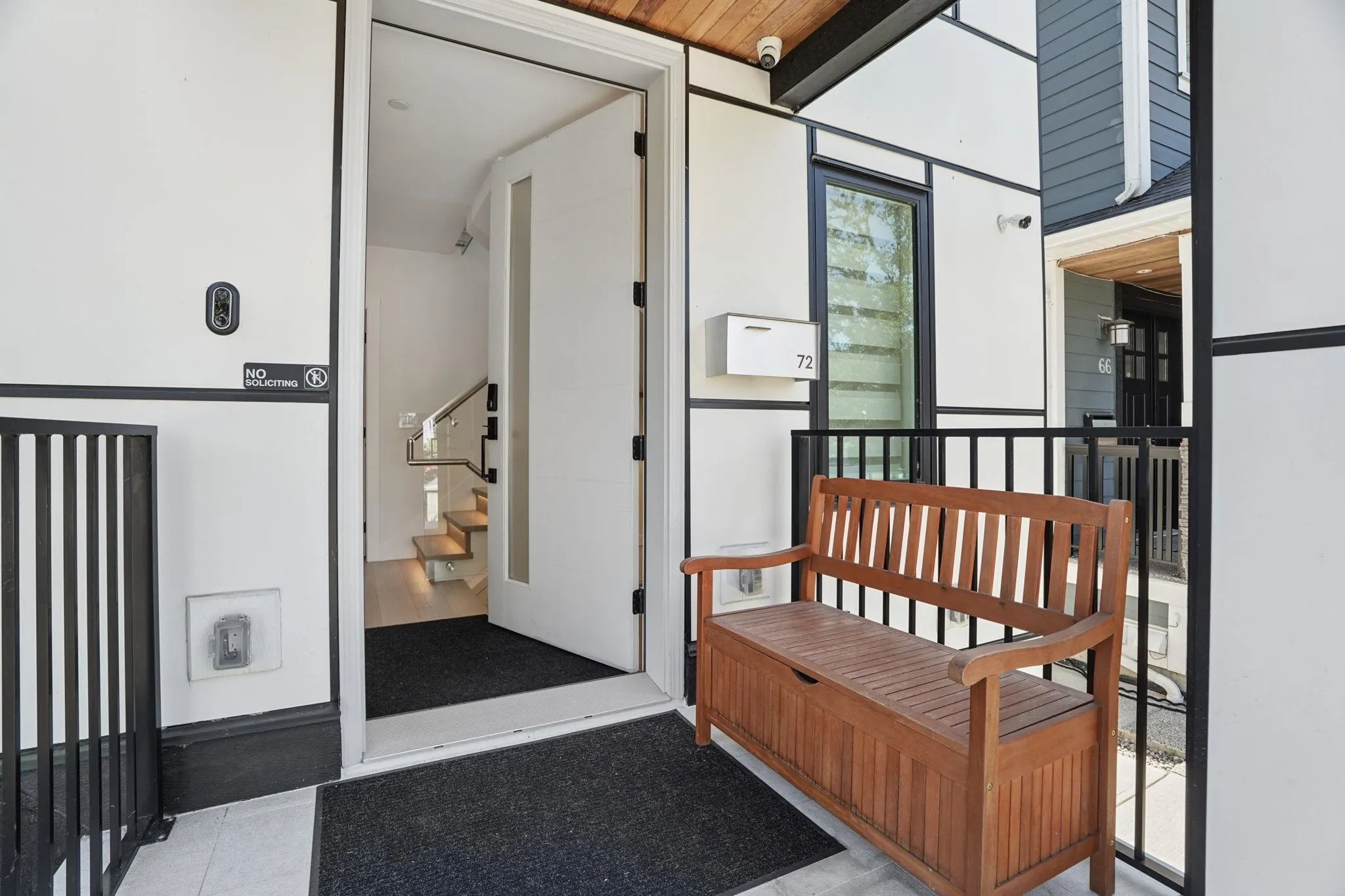72 E 57th Avenue