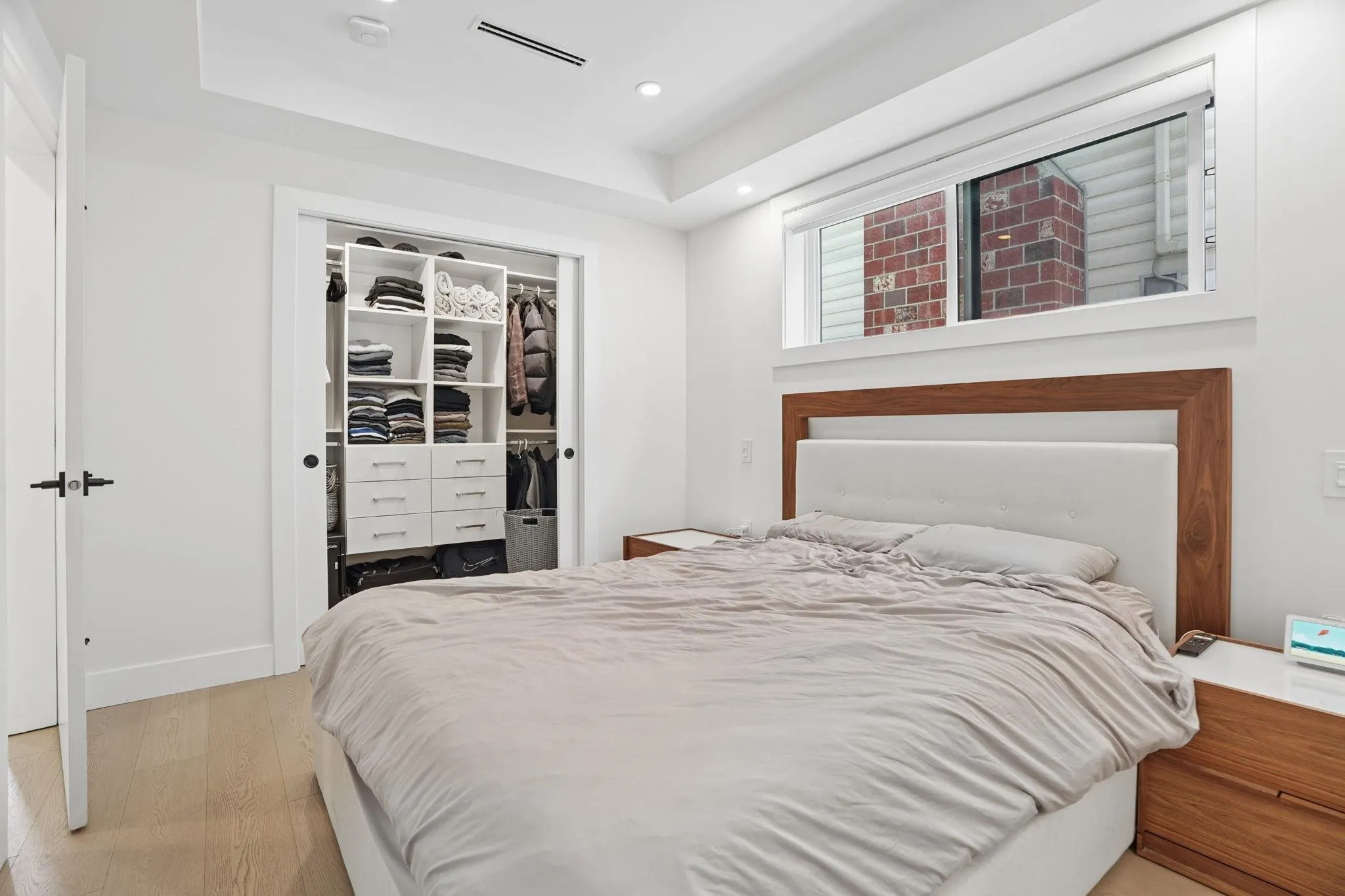 72 E 57th Avenue