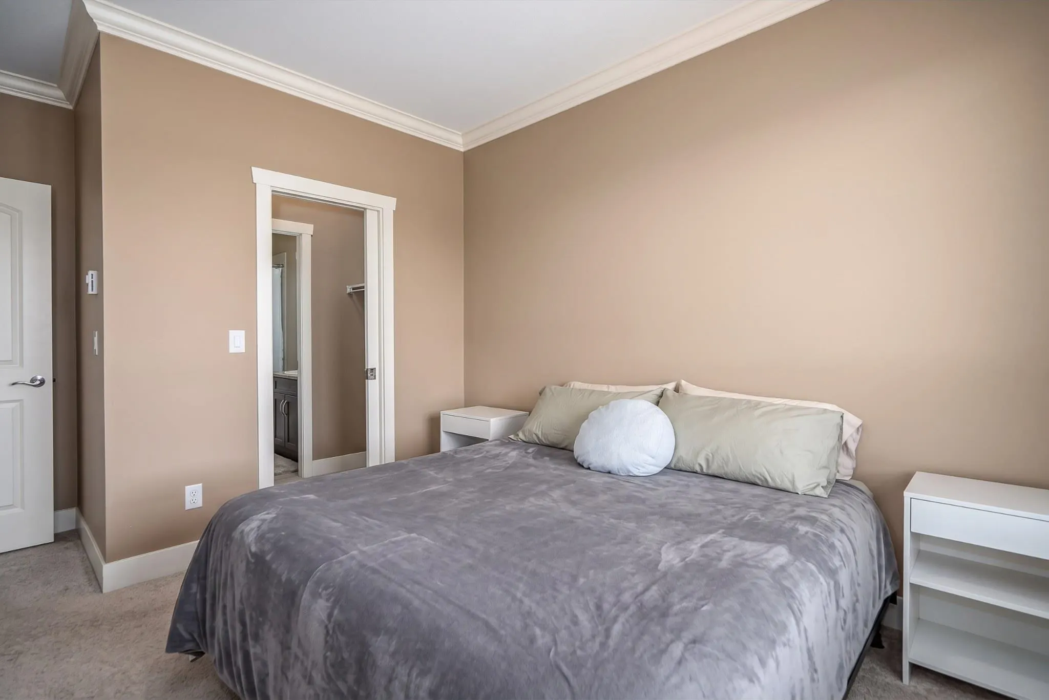 3192 Gladwin Road #403