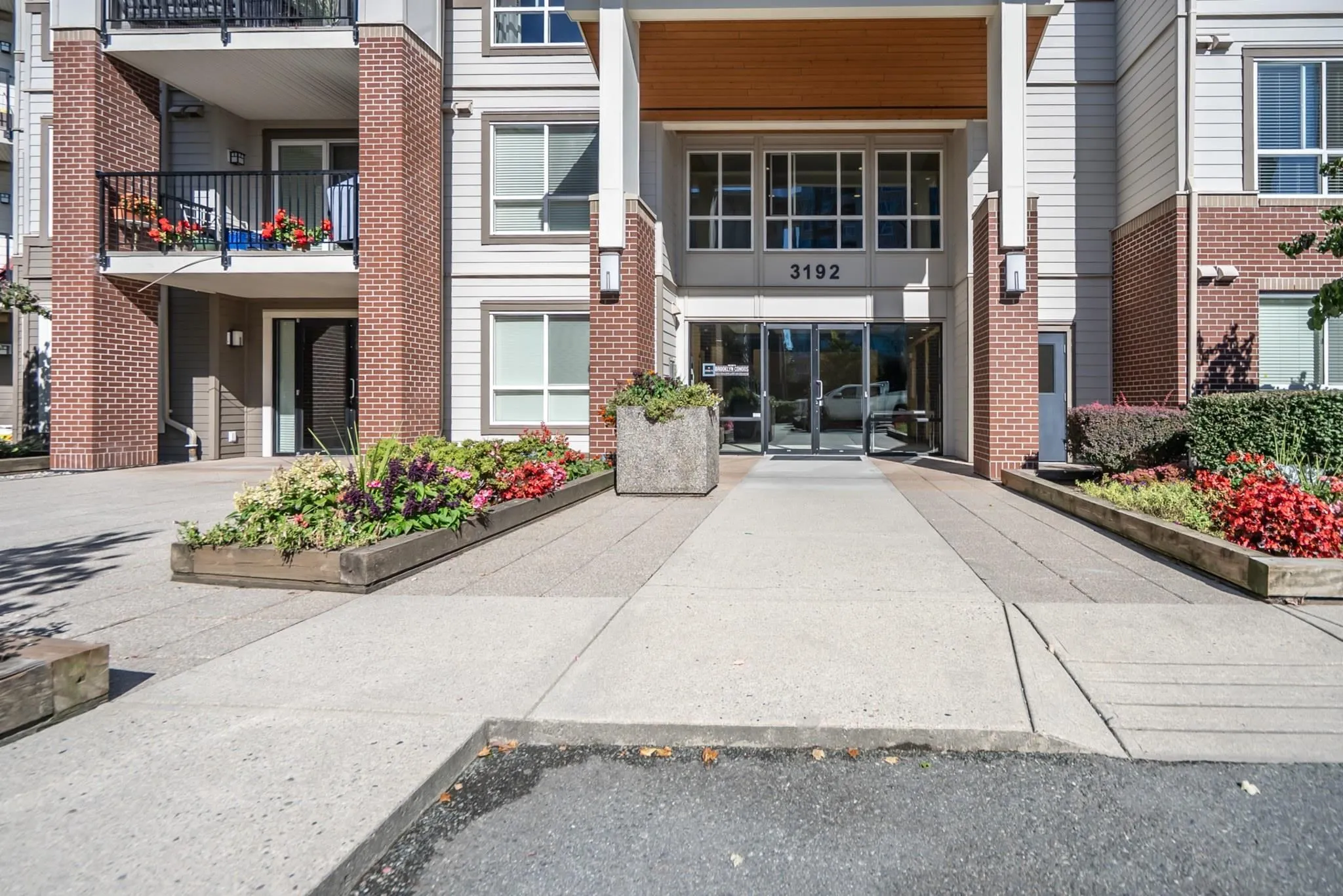3192 Gladwin Road #403