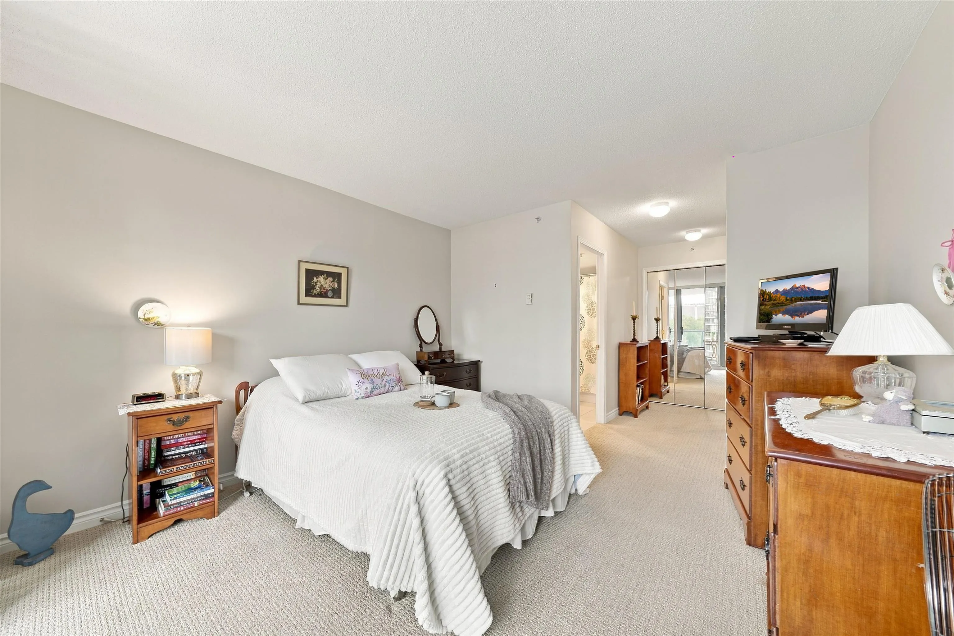 200 Newport Drive #904