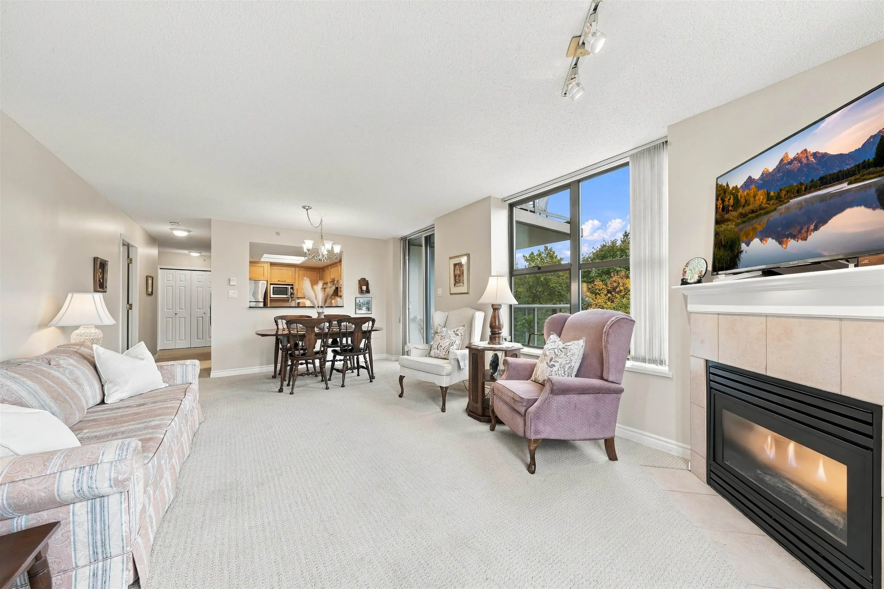 200 Newport Drive #904