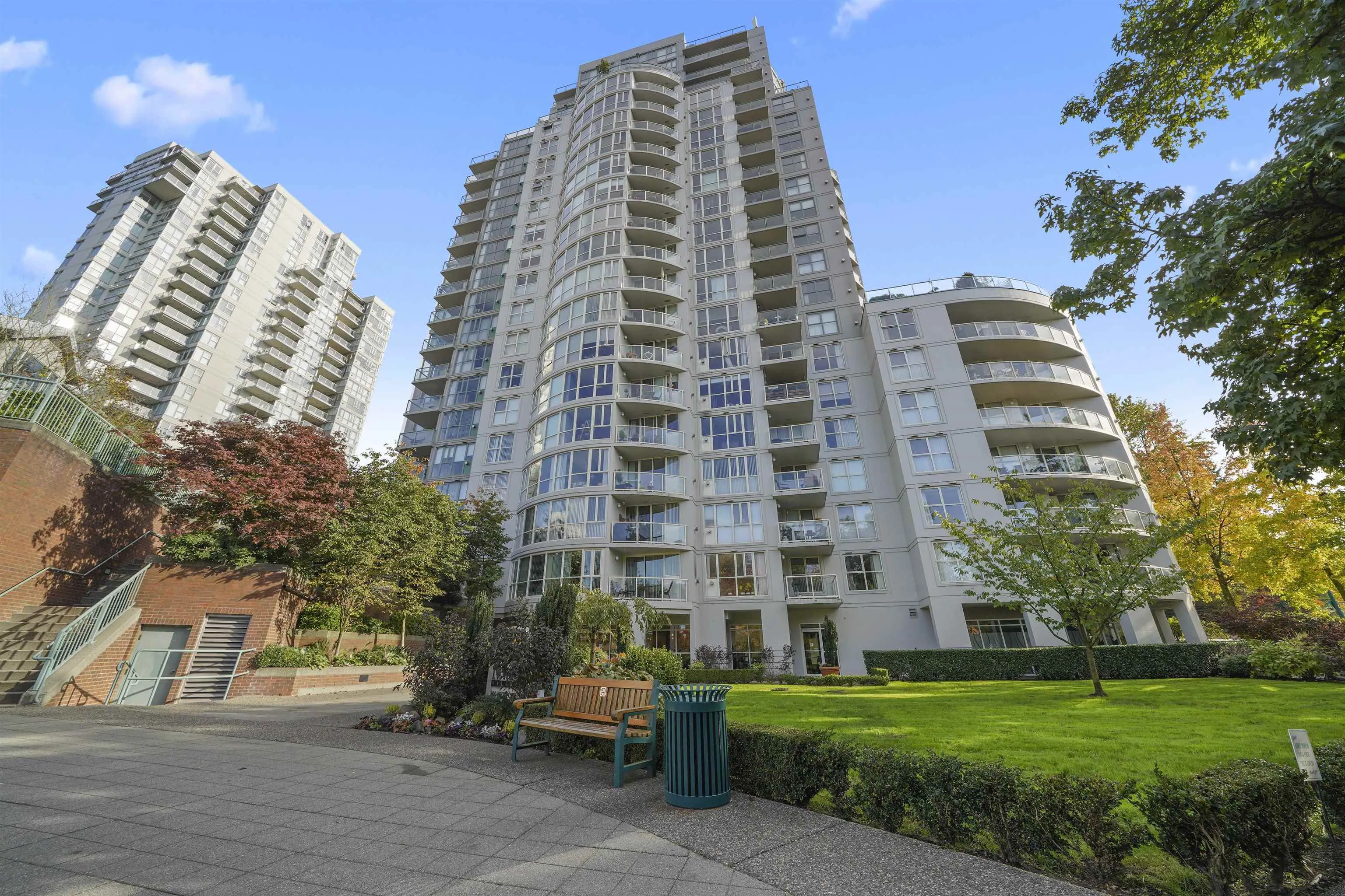 200 Newport Drive #904