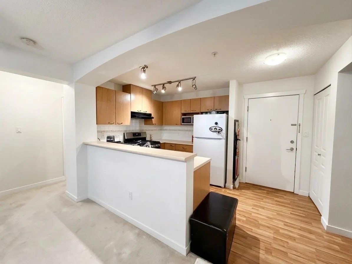 2958 Silver Springs Boulevard #212