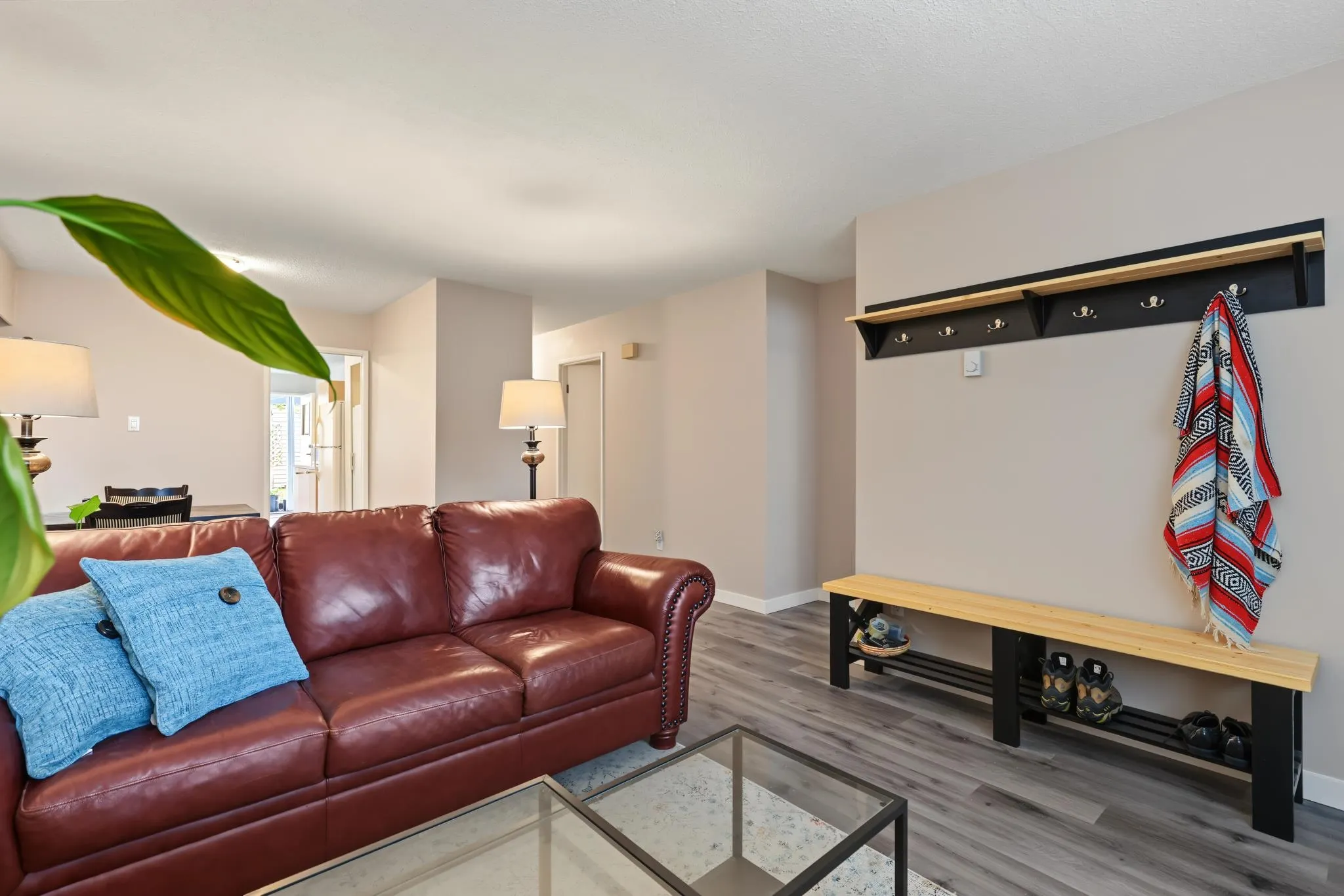 132-134 W 12th Avenue