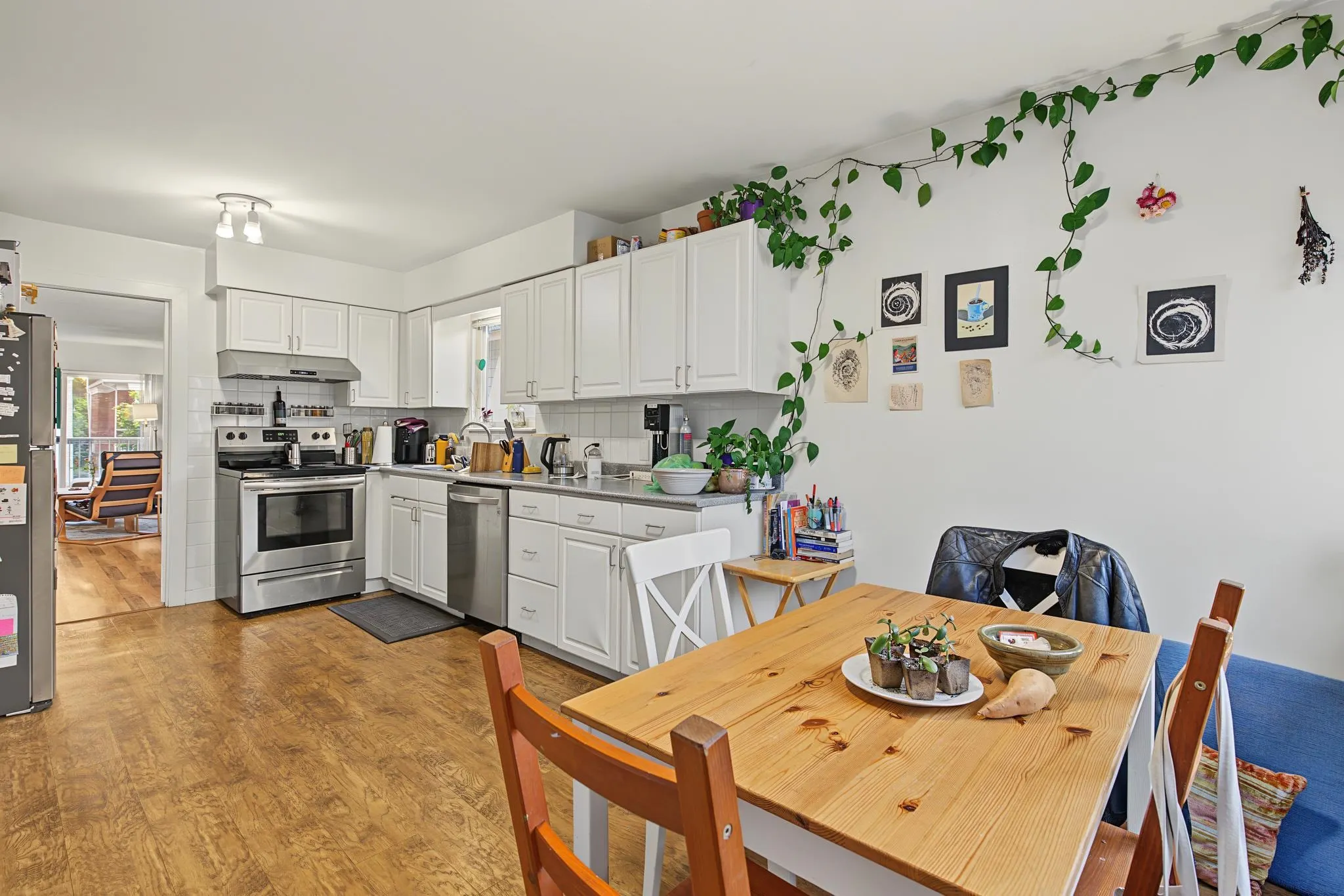 132-134 W 12th Avenue