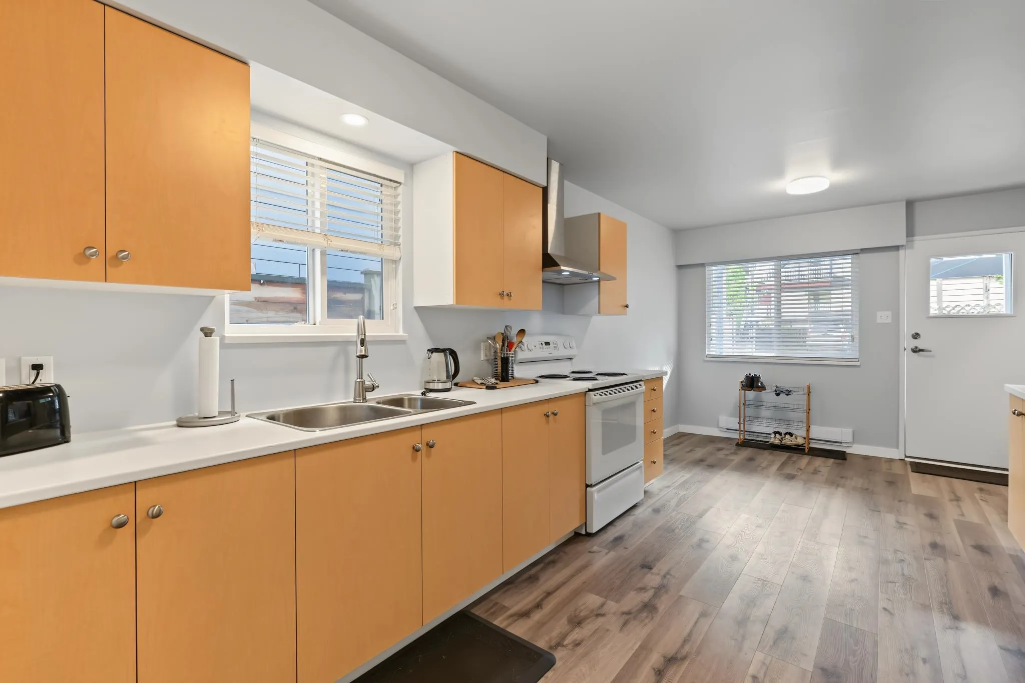 132-134 W 12th Avenue