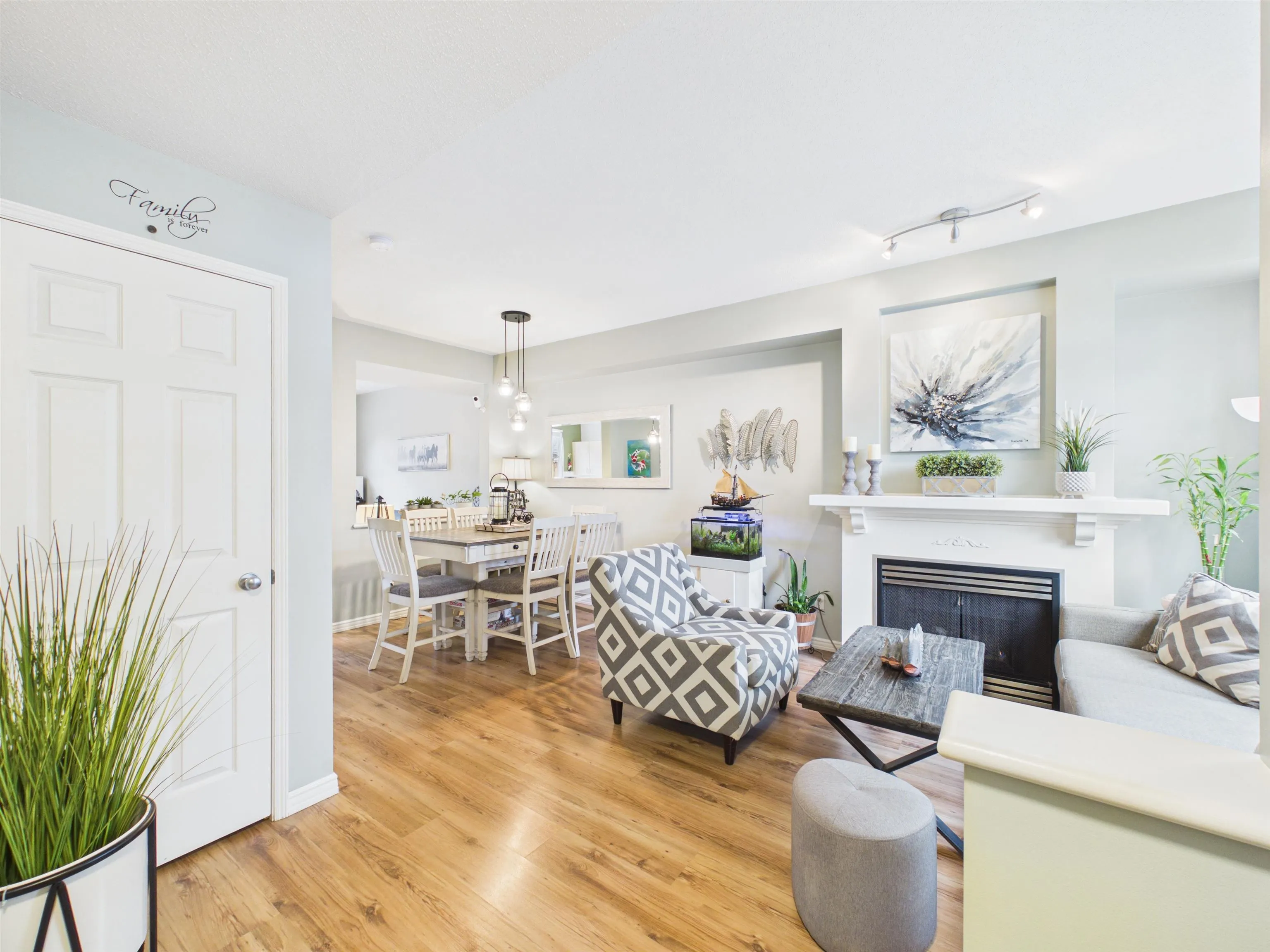 6465 184a Street #74