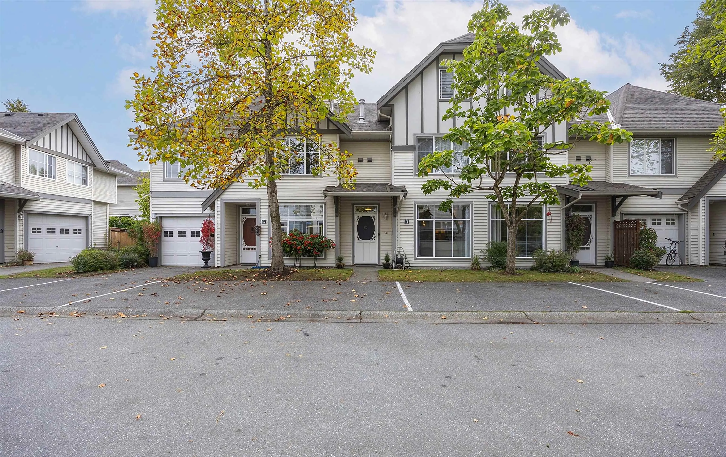 6465 184a Street #74