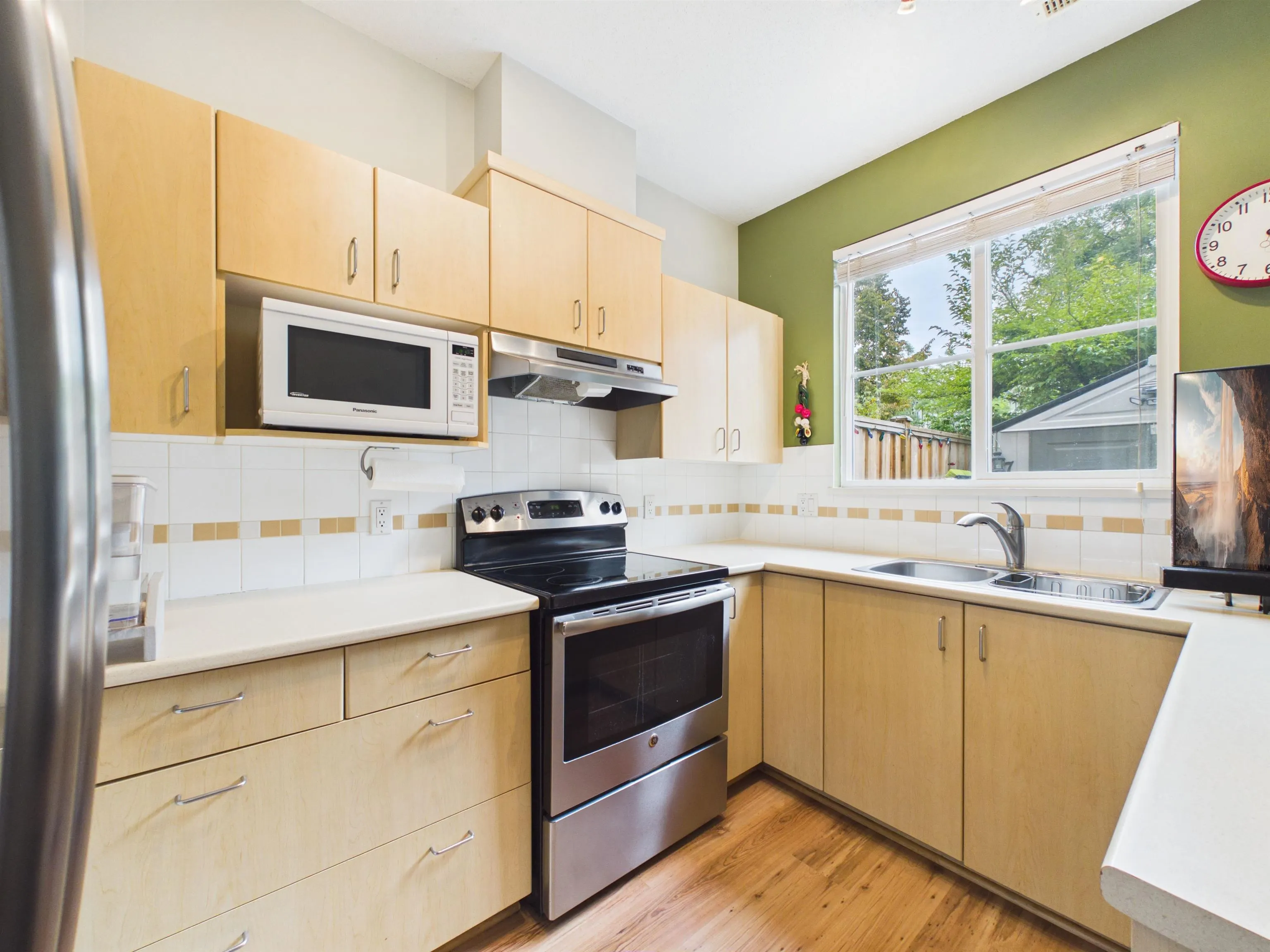 6465 184a Street #74