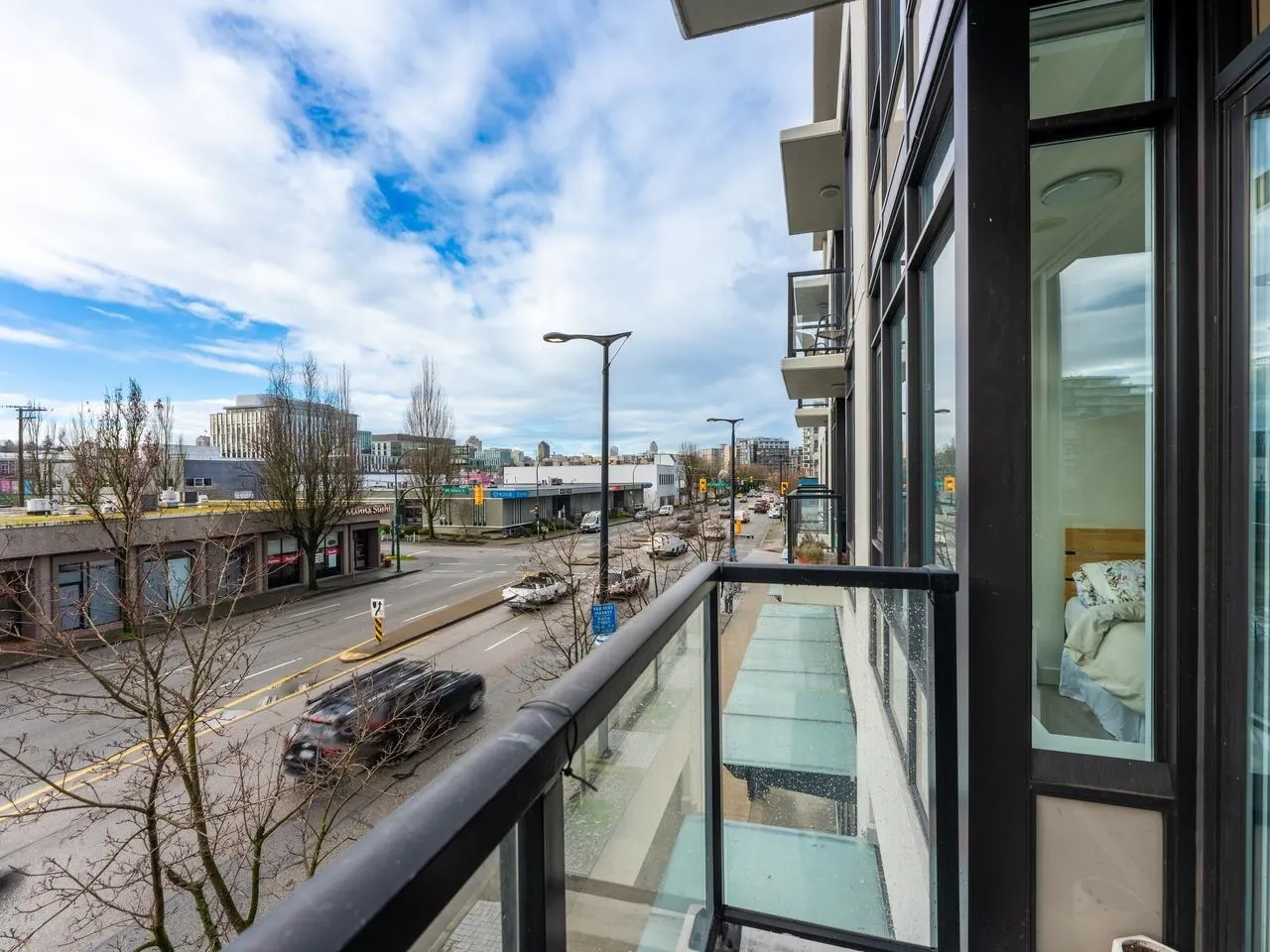1788 Ontario Street #201