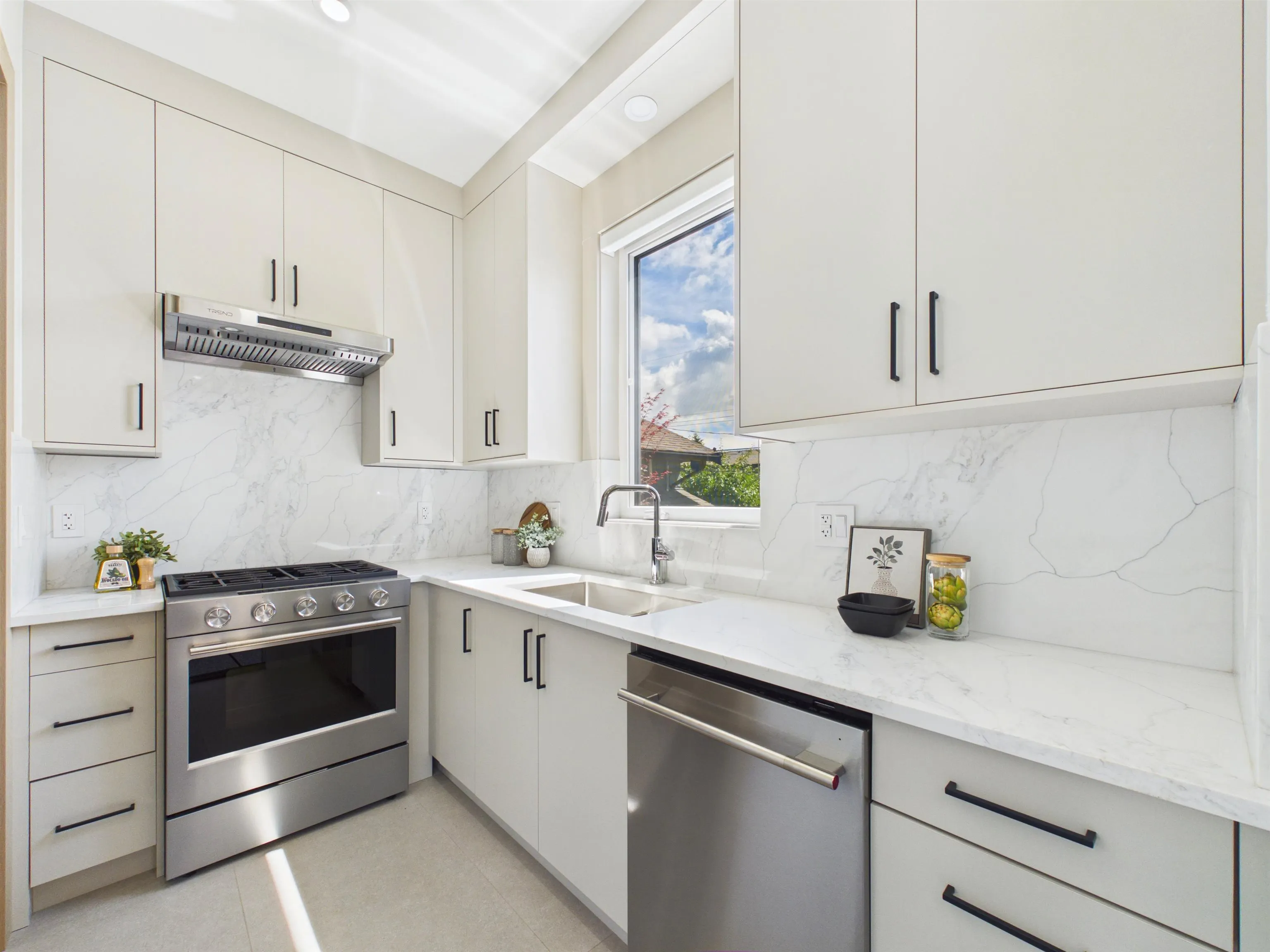 6512 Grant Street #2