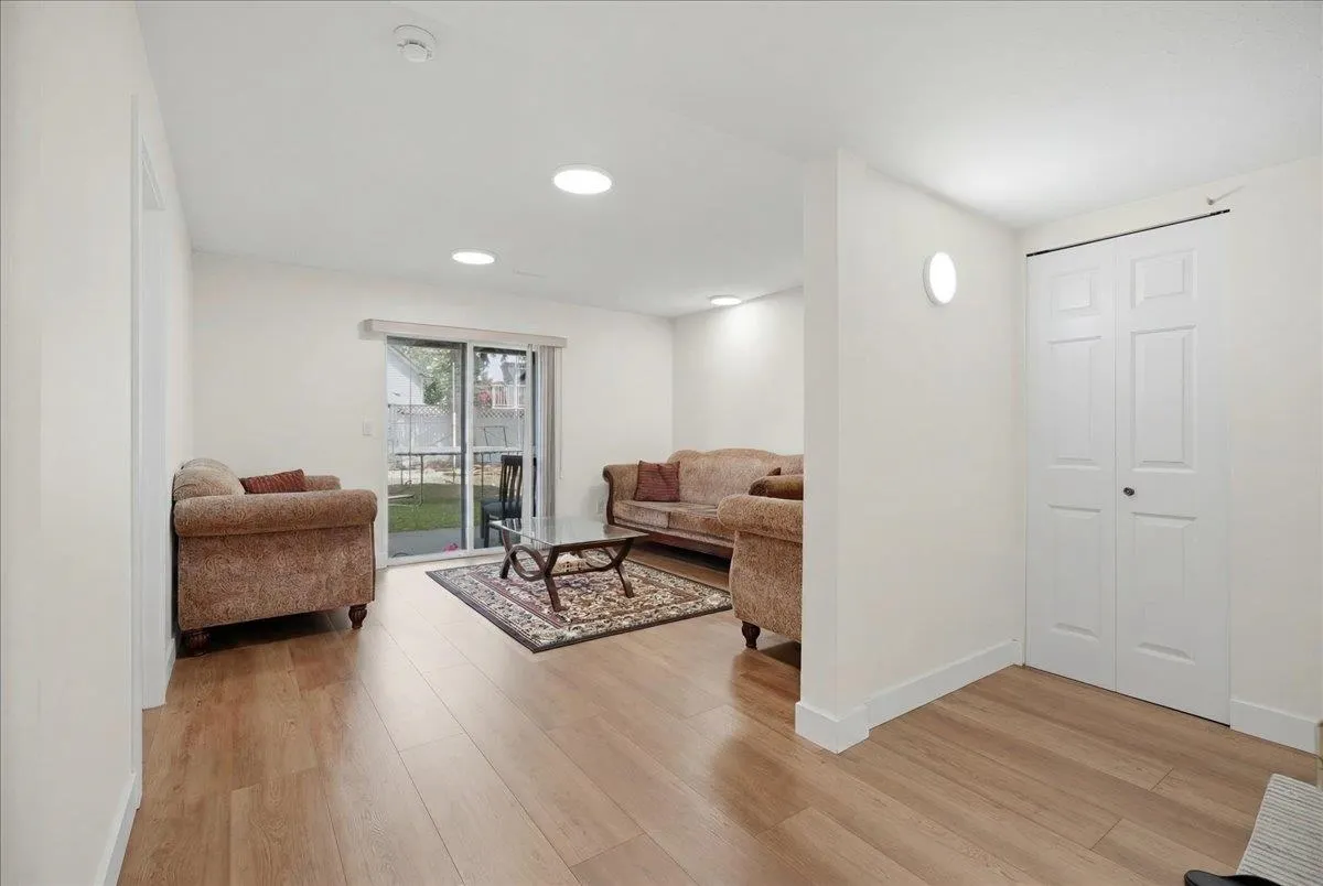 31015 Upper Maclure Road