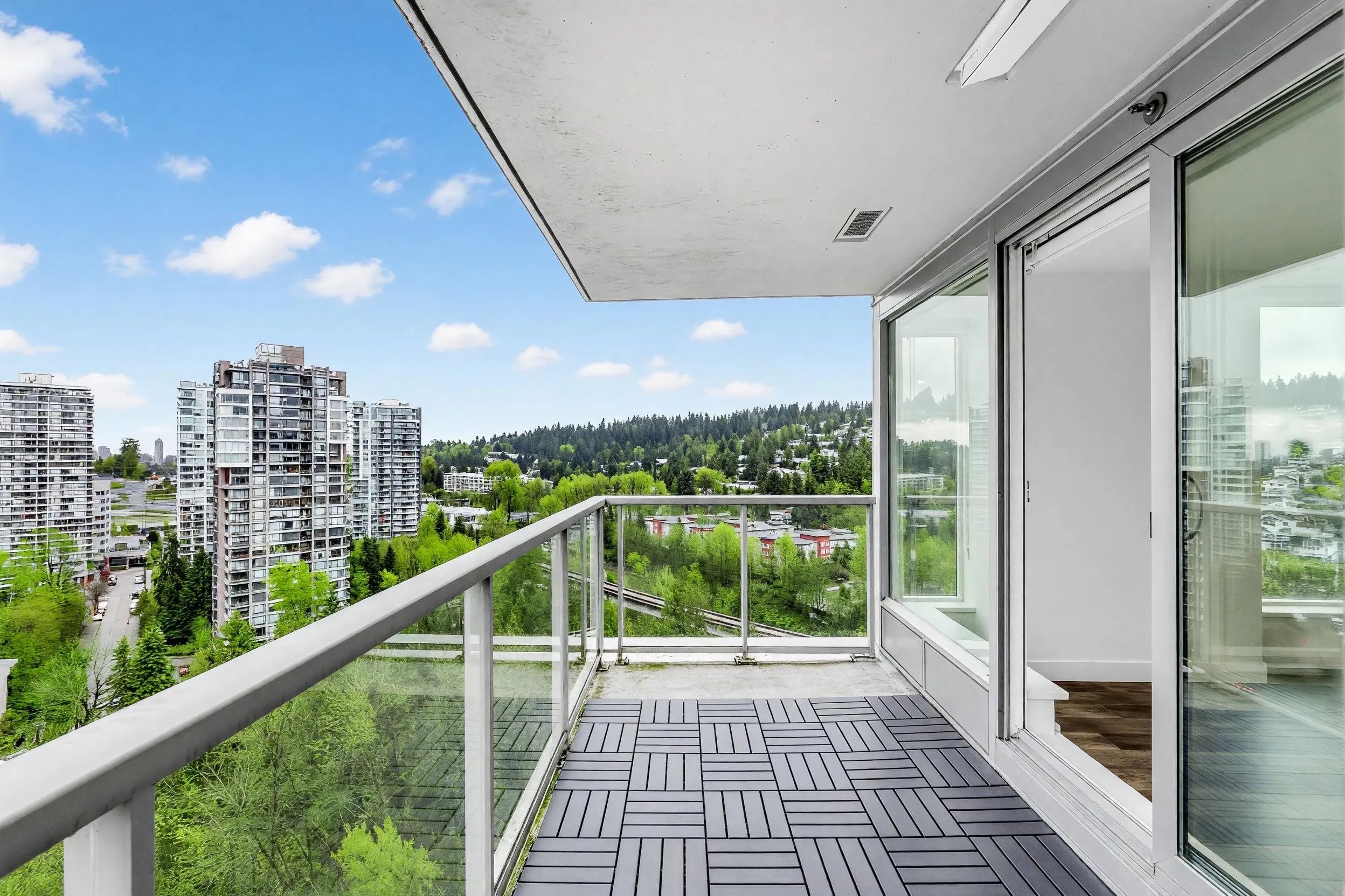 651 Nootka Way #2508