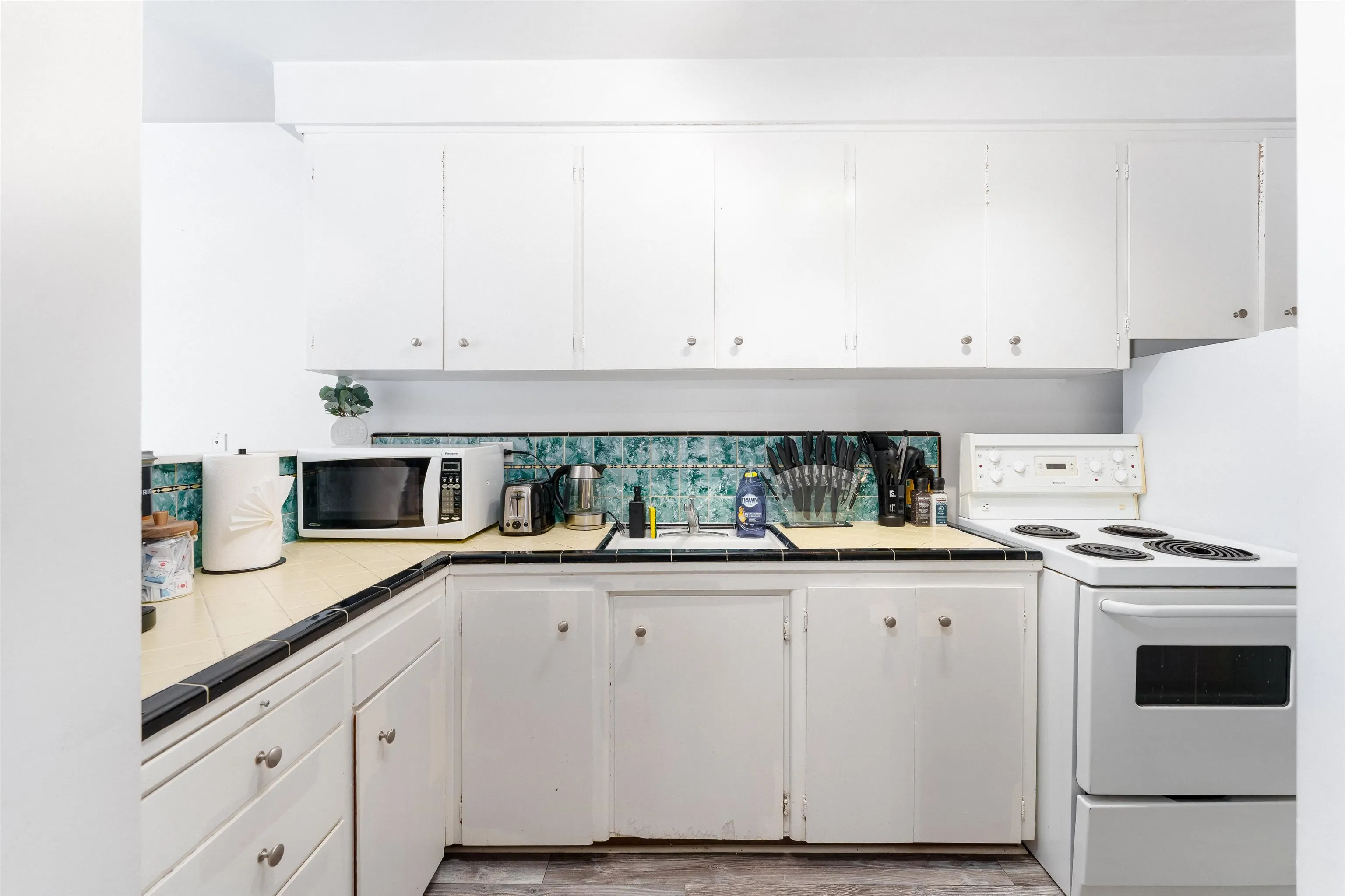 1540 Haro Street #204