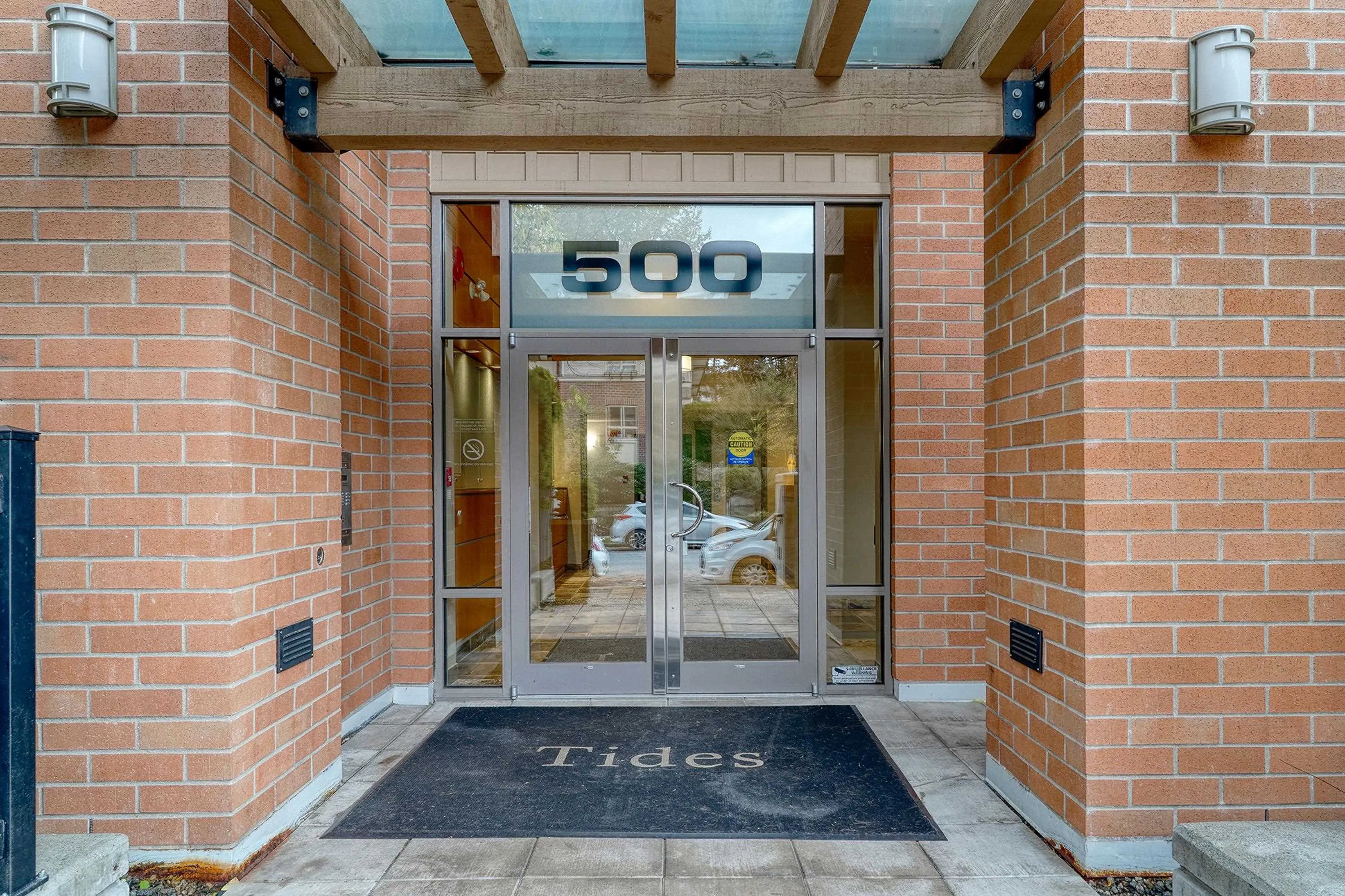 500 Klahanie Drive #403