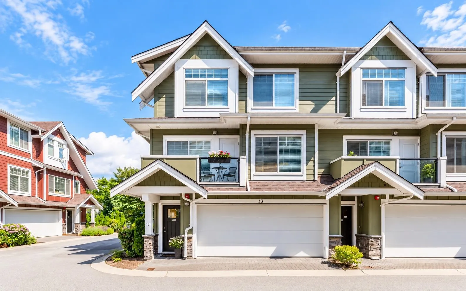 2183 Prairie Avenue #13