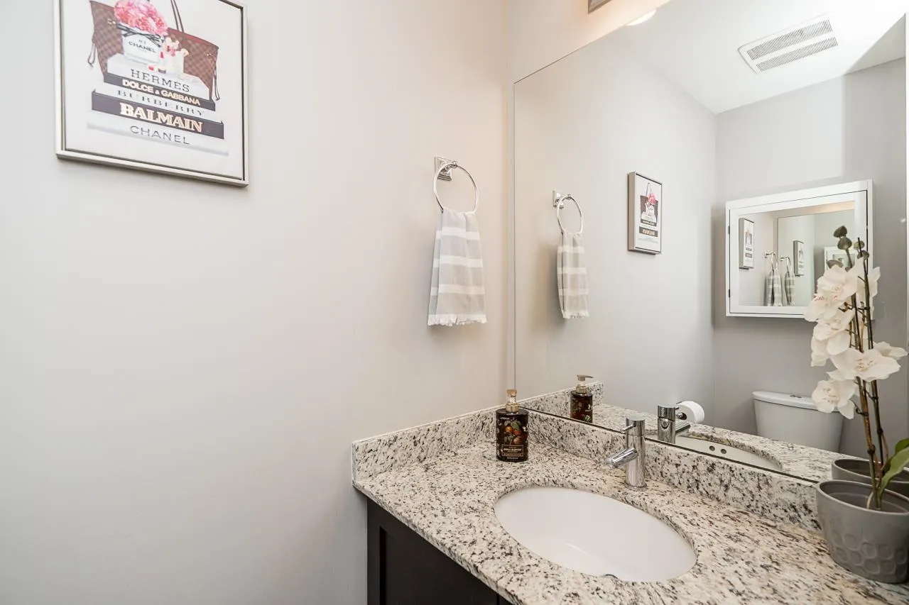 2183 Prairie Avenue #13