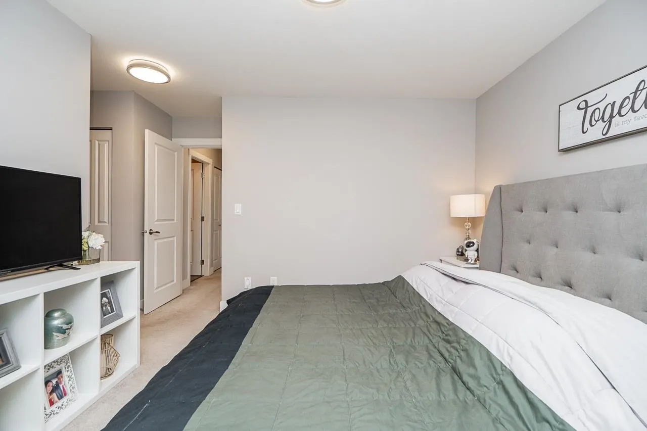 2183 Prairie Avenue #13