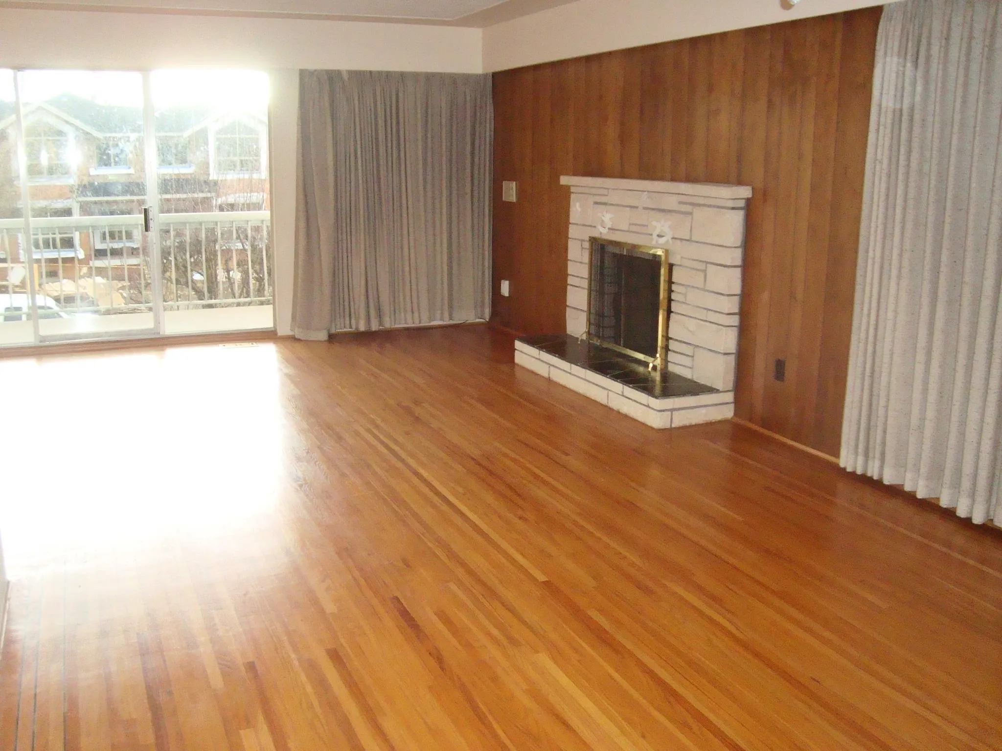 644 W 14th Street #Upper
