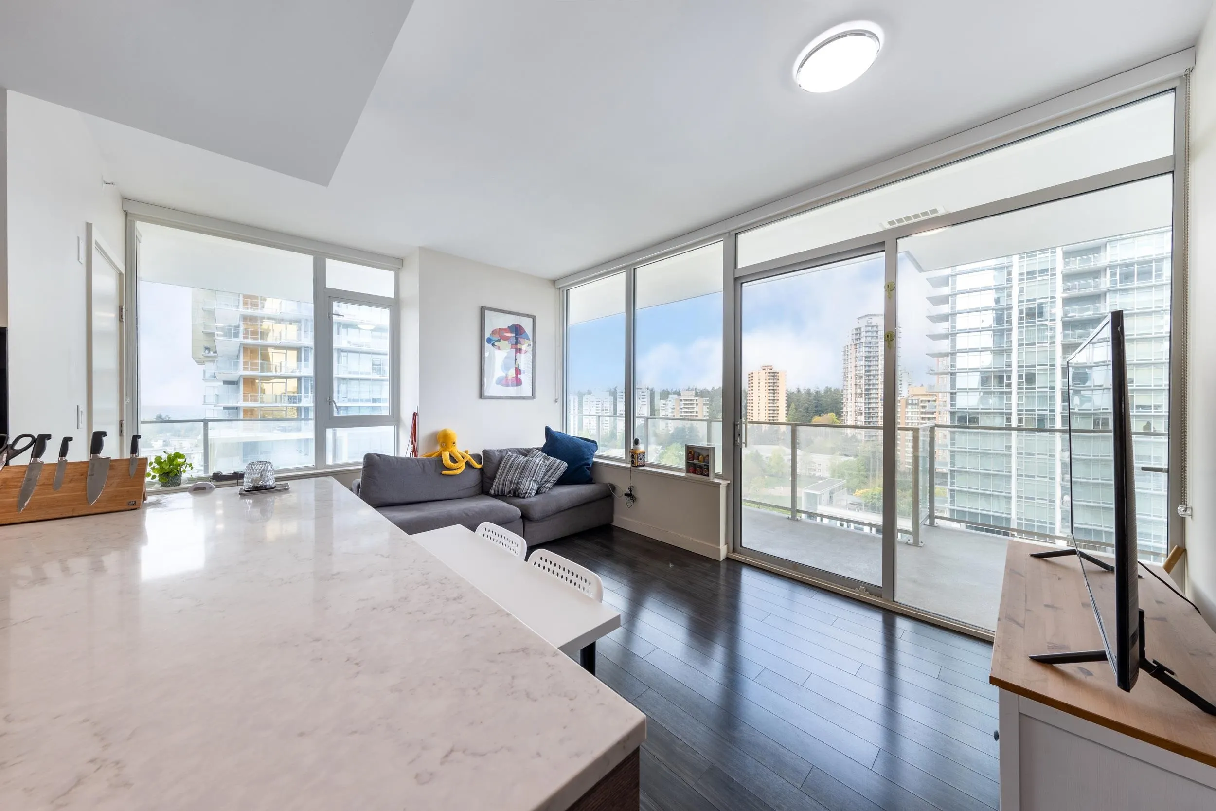 6383 Mckay Avenue #1106