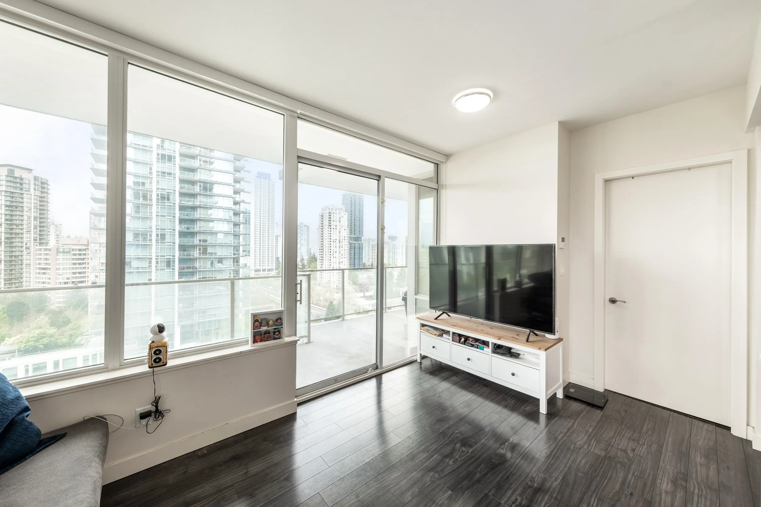 6383 Mckay Avenue #1106