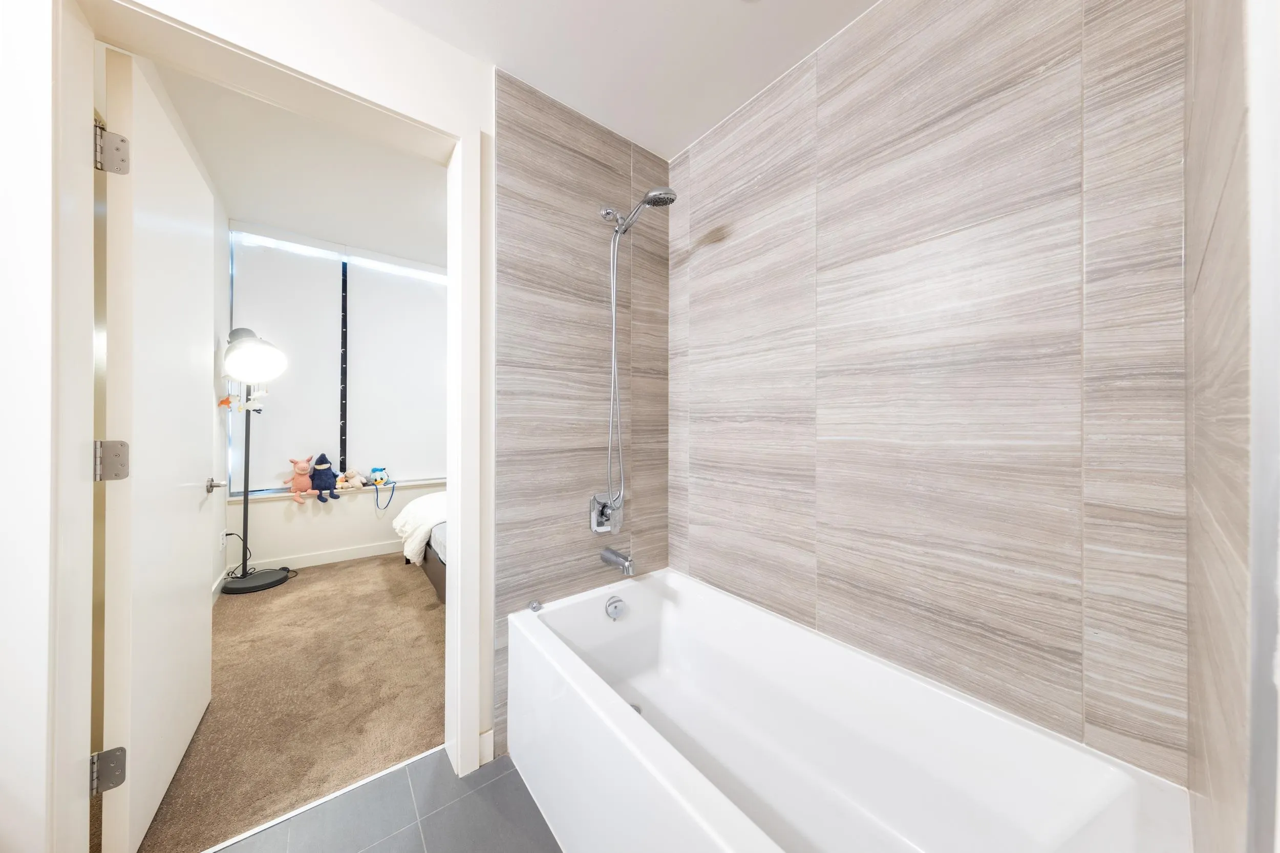 6383 Mckay Avenue #1106