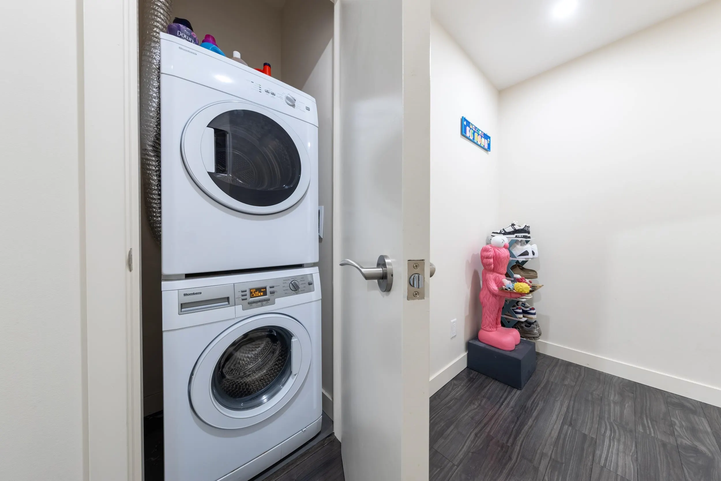 6383 Mckay Avenue #1106