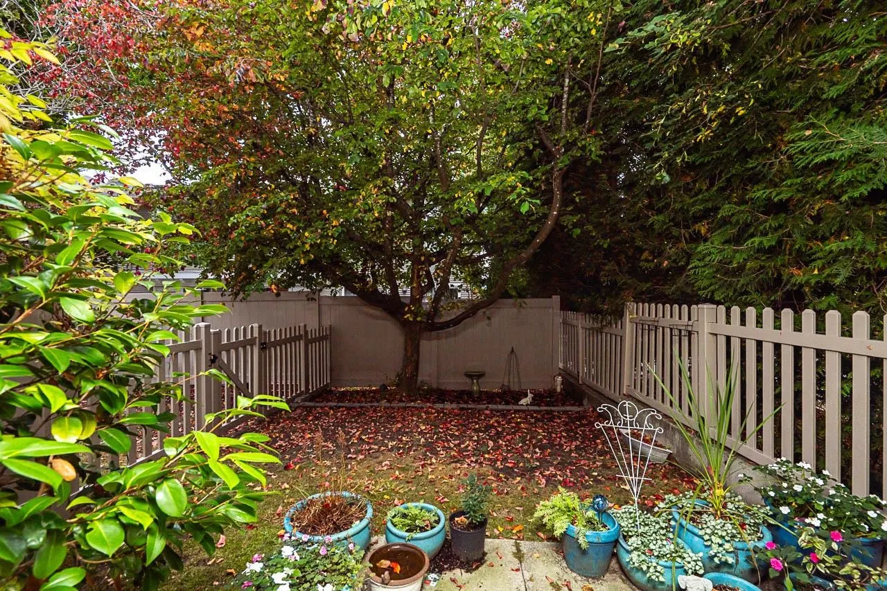 8775 161 Street #14
