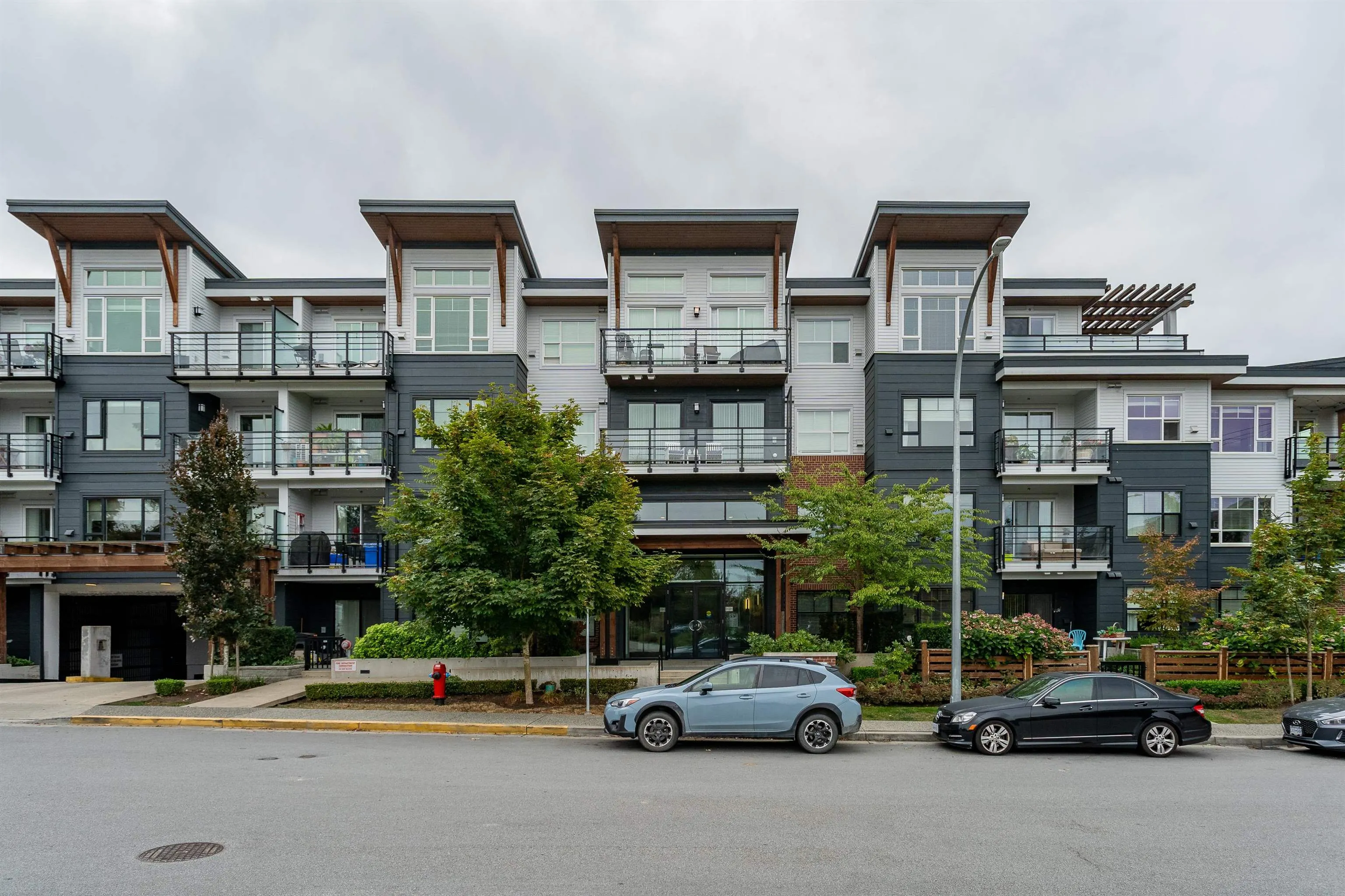 22136 49 Avenue #101