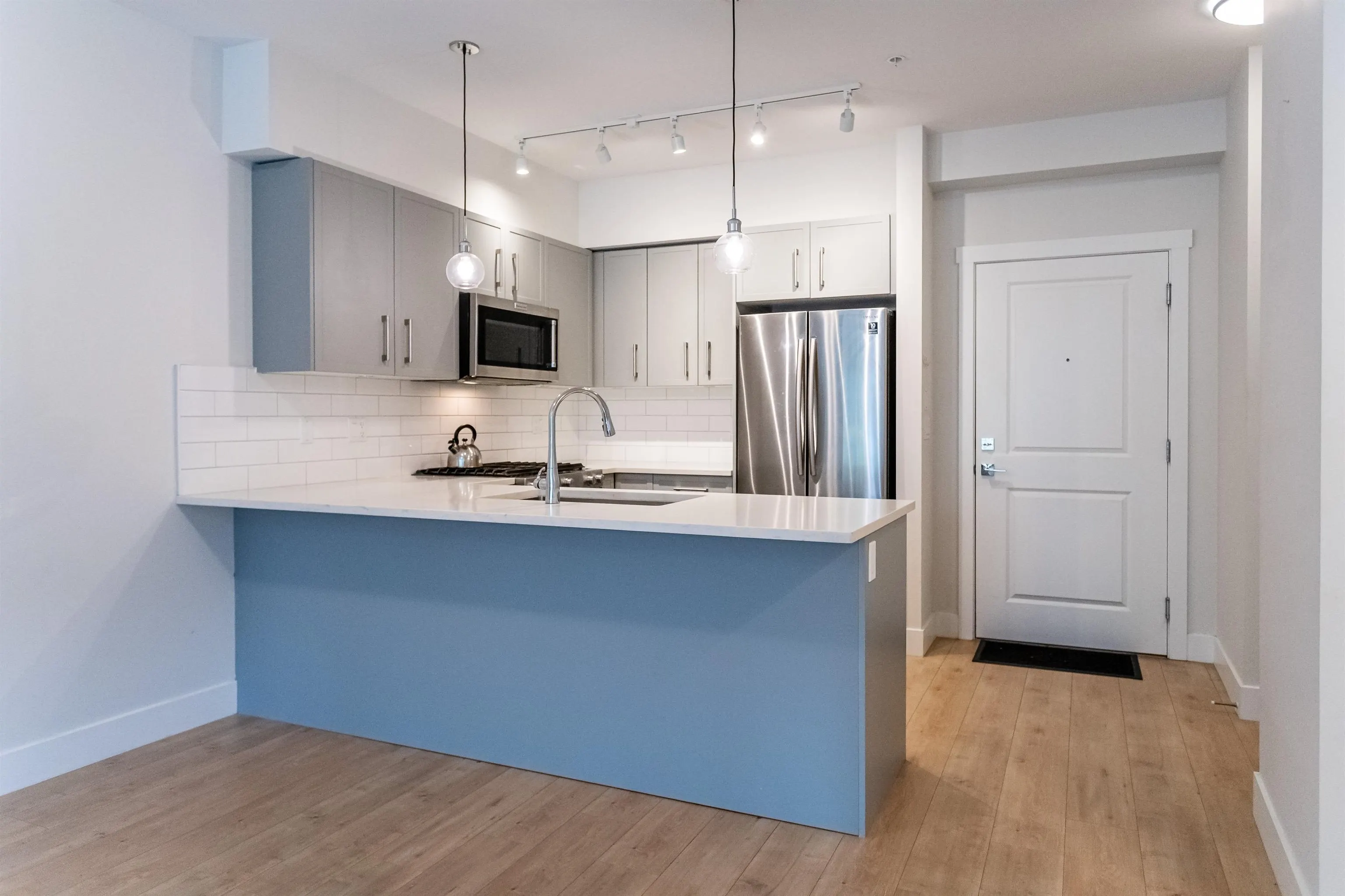 22136 49 Avenue #101