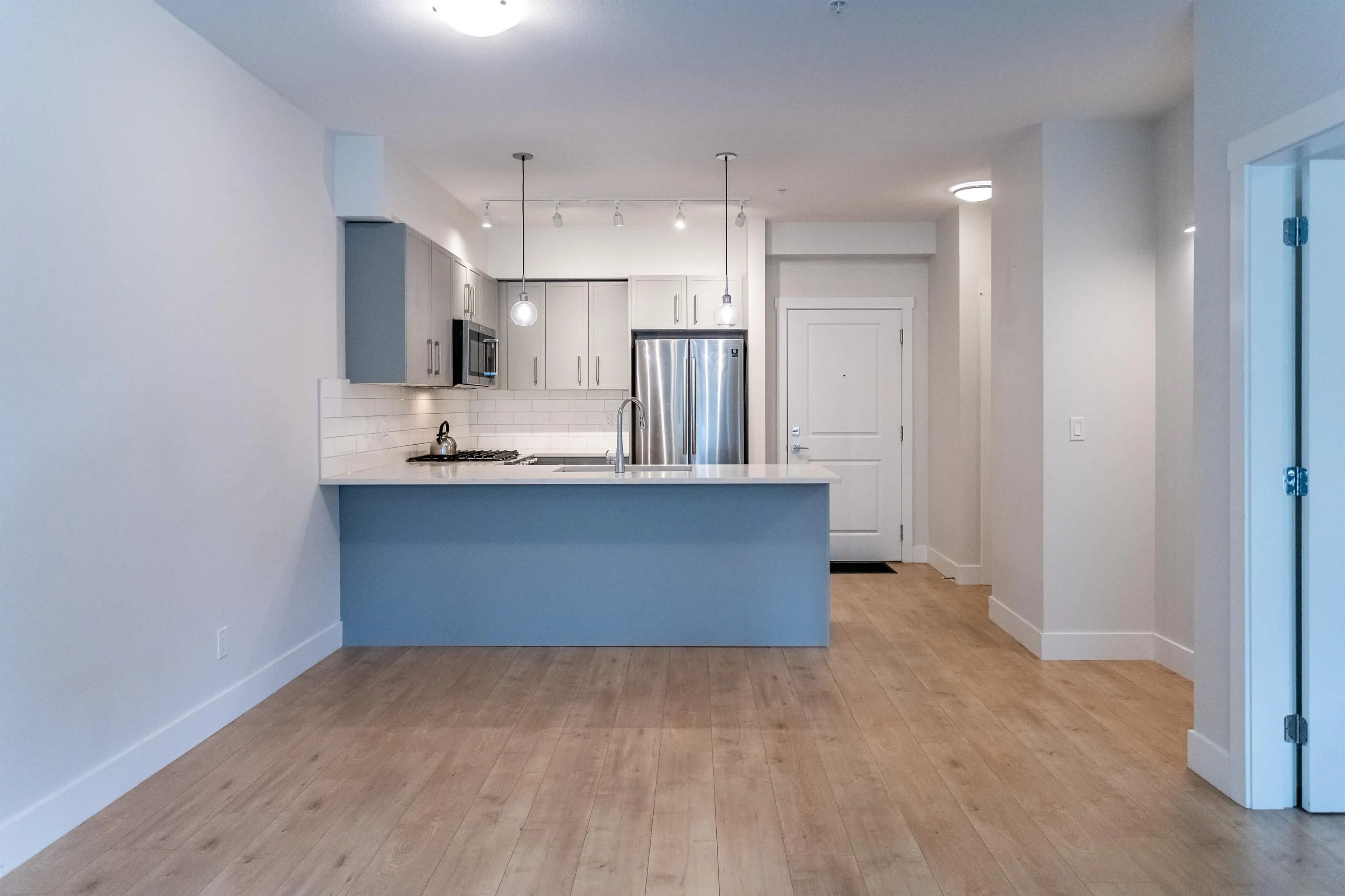 22136 49 Avenue #101