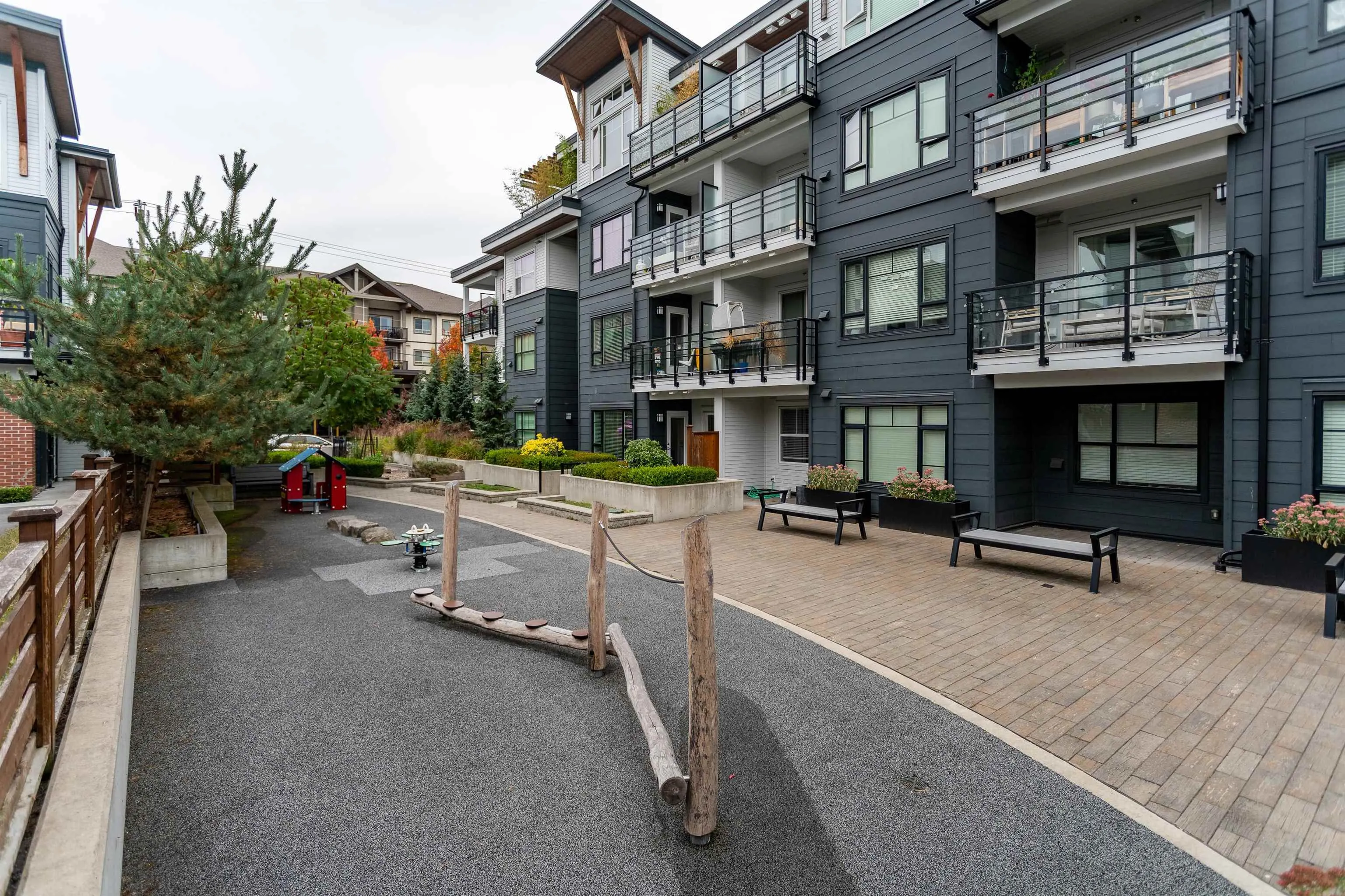 22136 49 Avenue #101