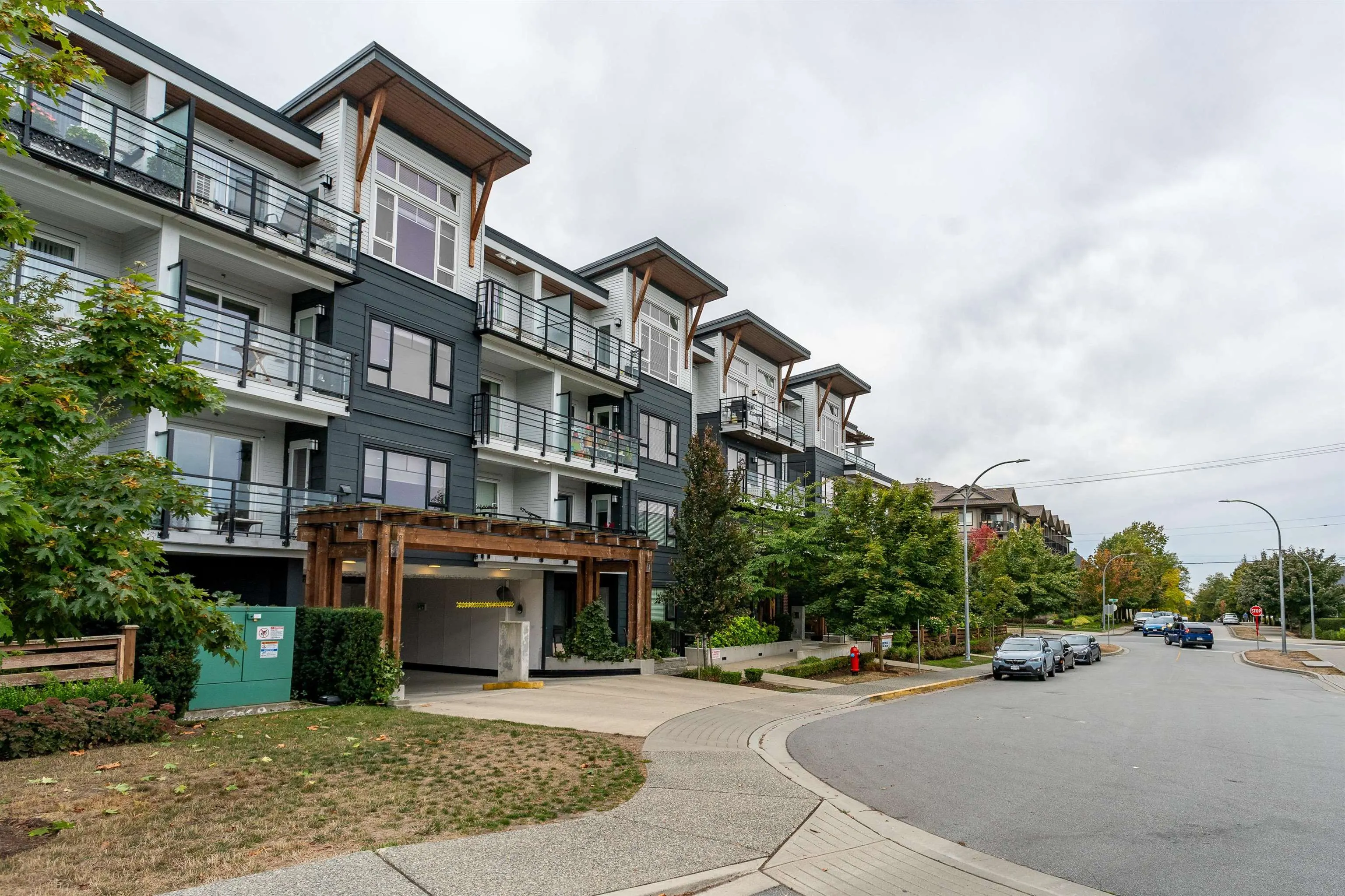 22136 49 Avenue #101