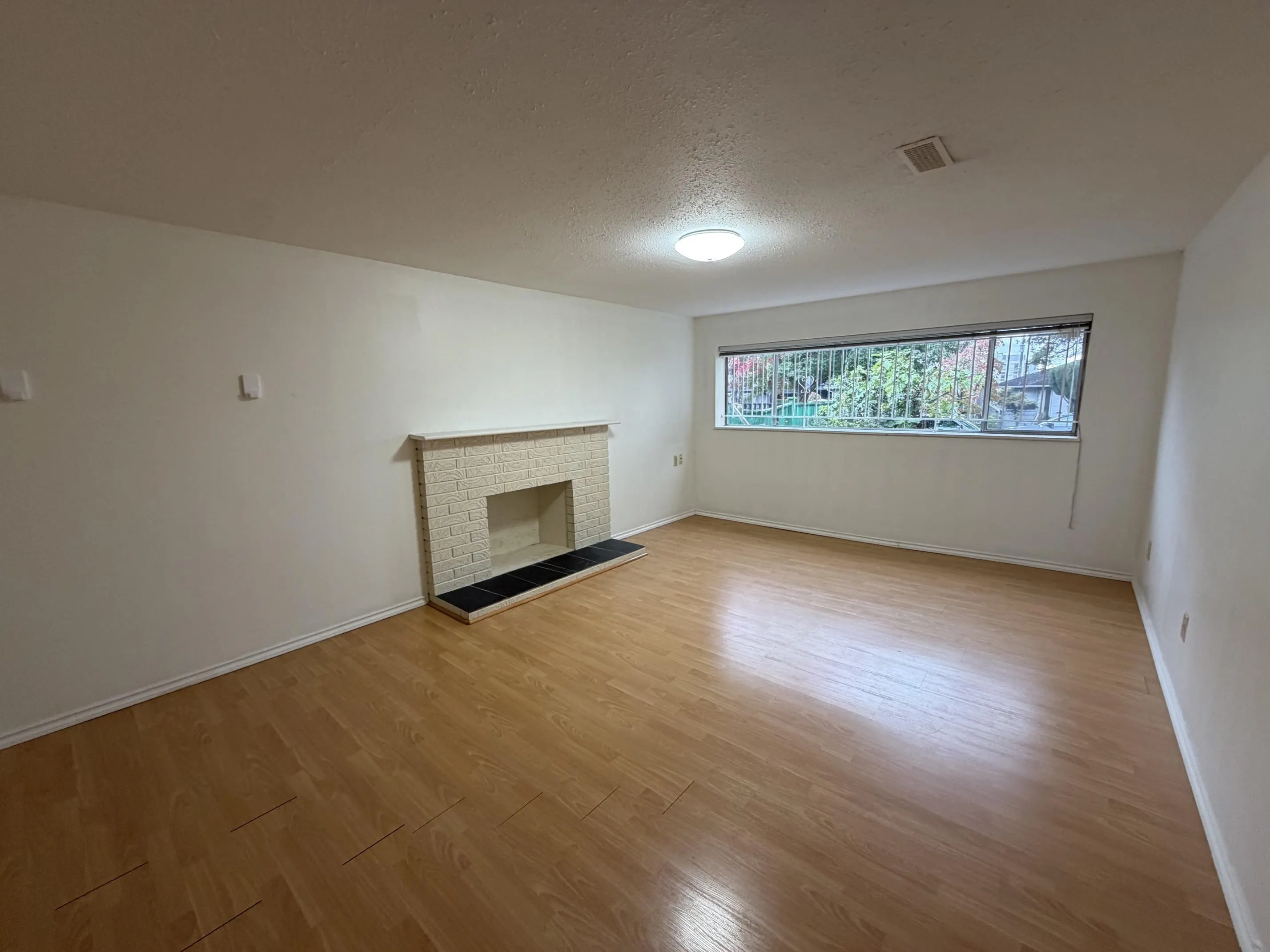 77 W 62nd Avenue