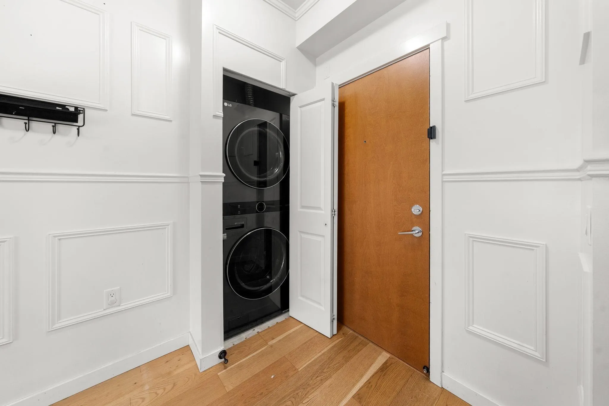 119 W 22nd Street #417