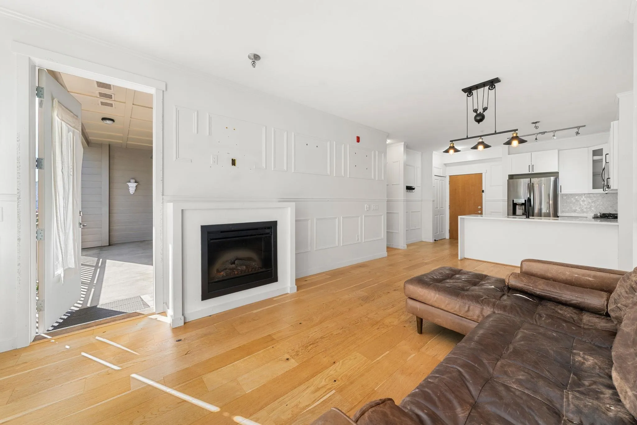 119 W 22nd Street #417