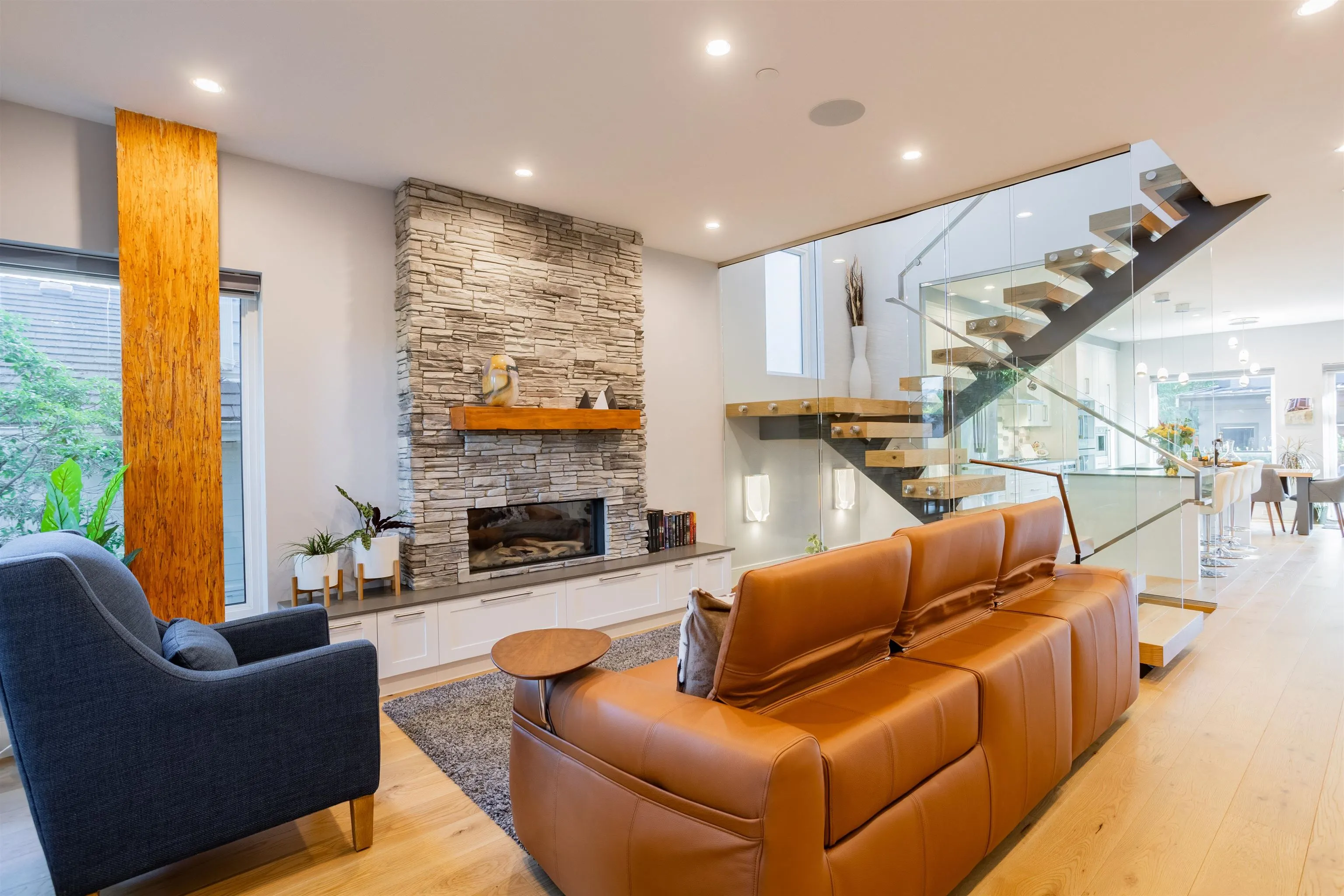426 W 17th Avenue